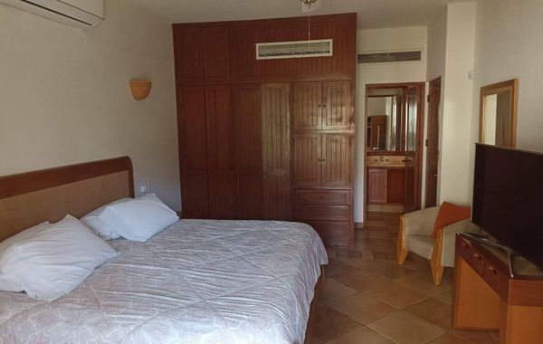 Lodging San Jose del Cabo, Villa las Quintas.