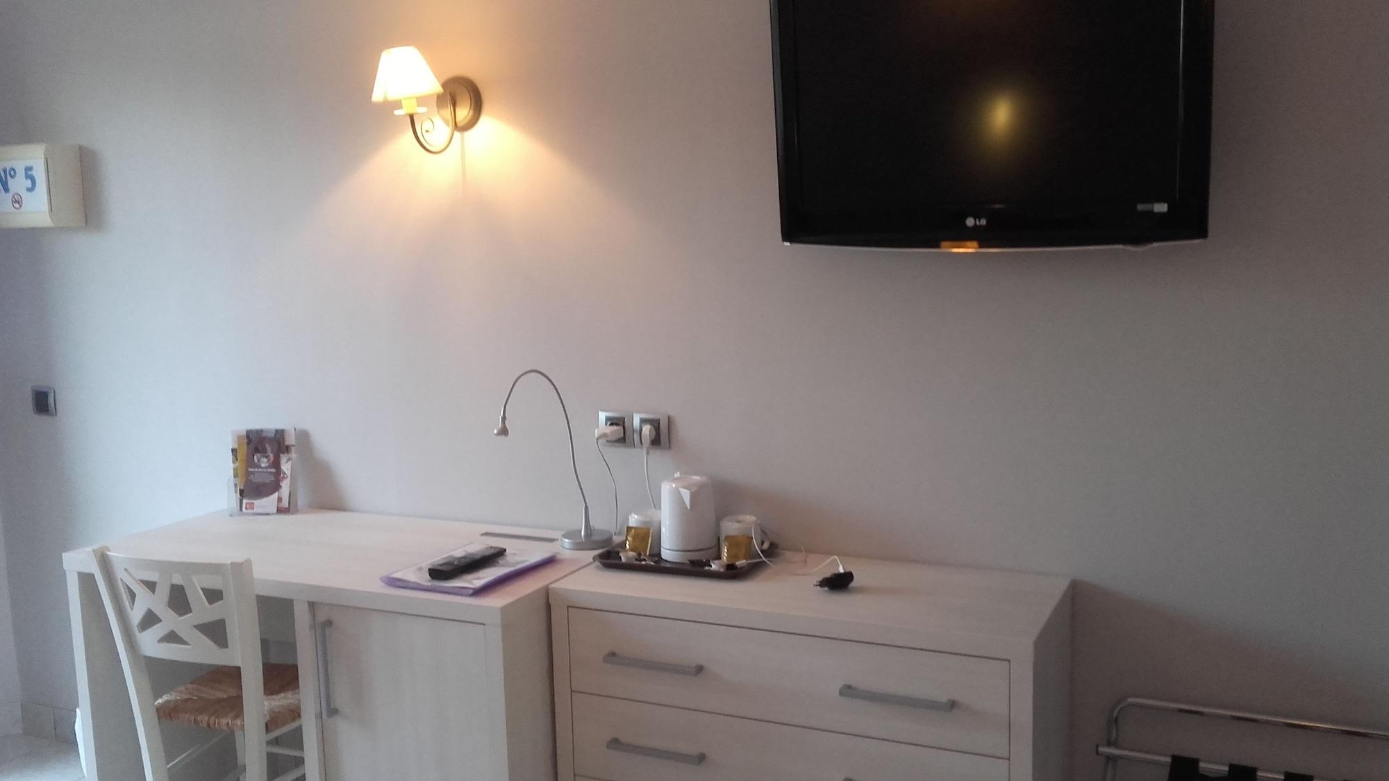 Set de Habitación Contact Hôtel - Motel les Bleuets & SPA