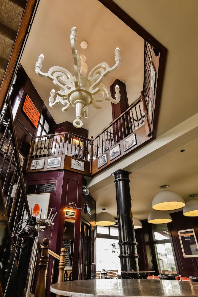 Bar/Salón Boutique & Art Hotel Helvetia