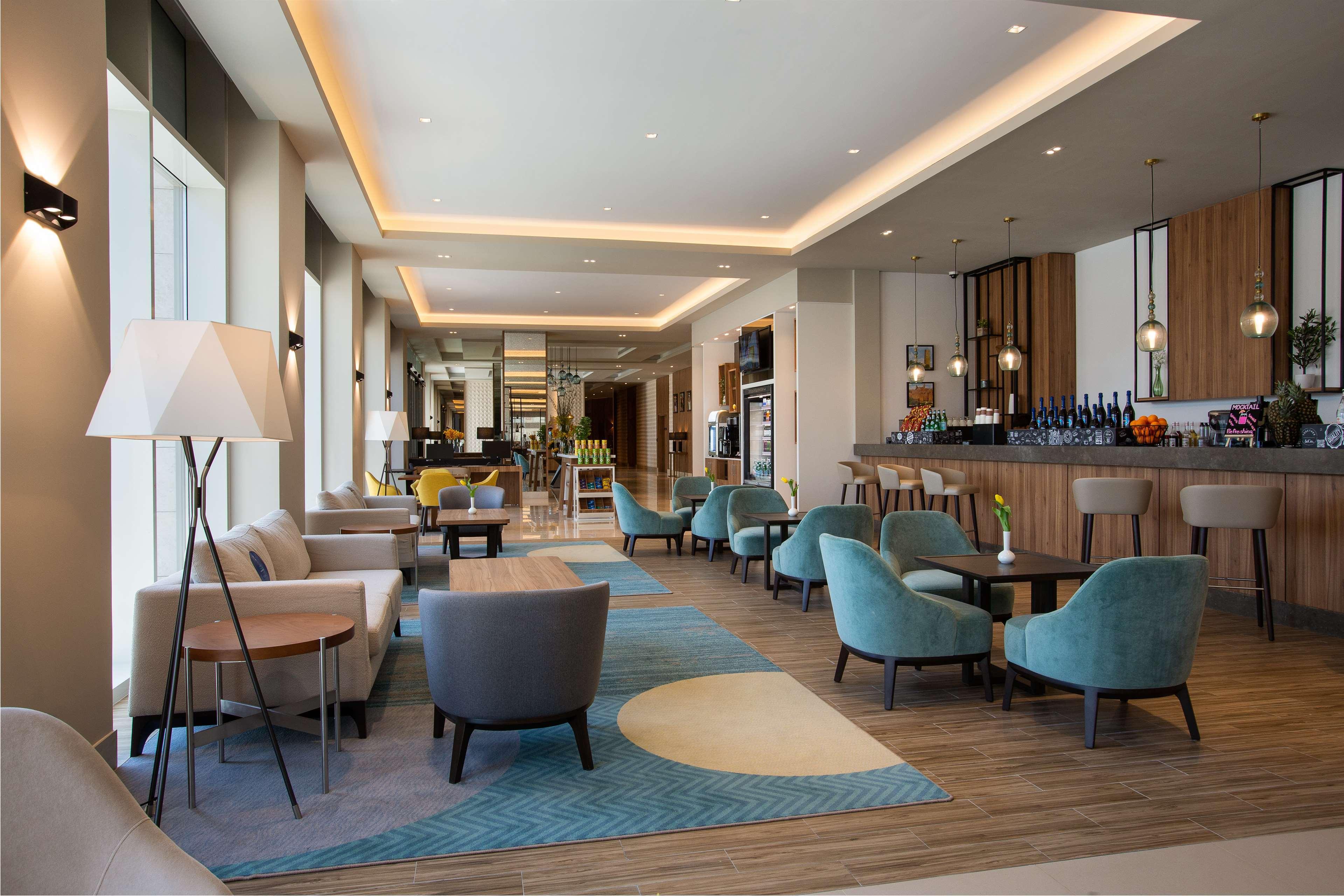 Bar/Salón Hilton Garden Inn Riyadh Financial District