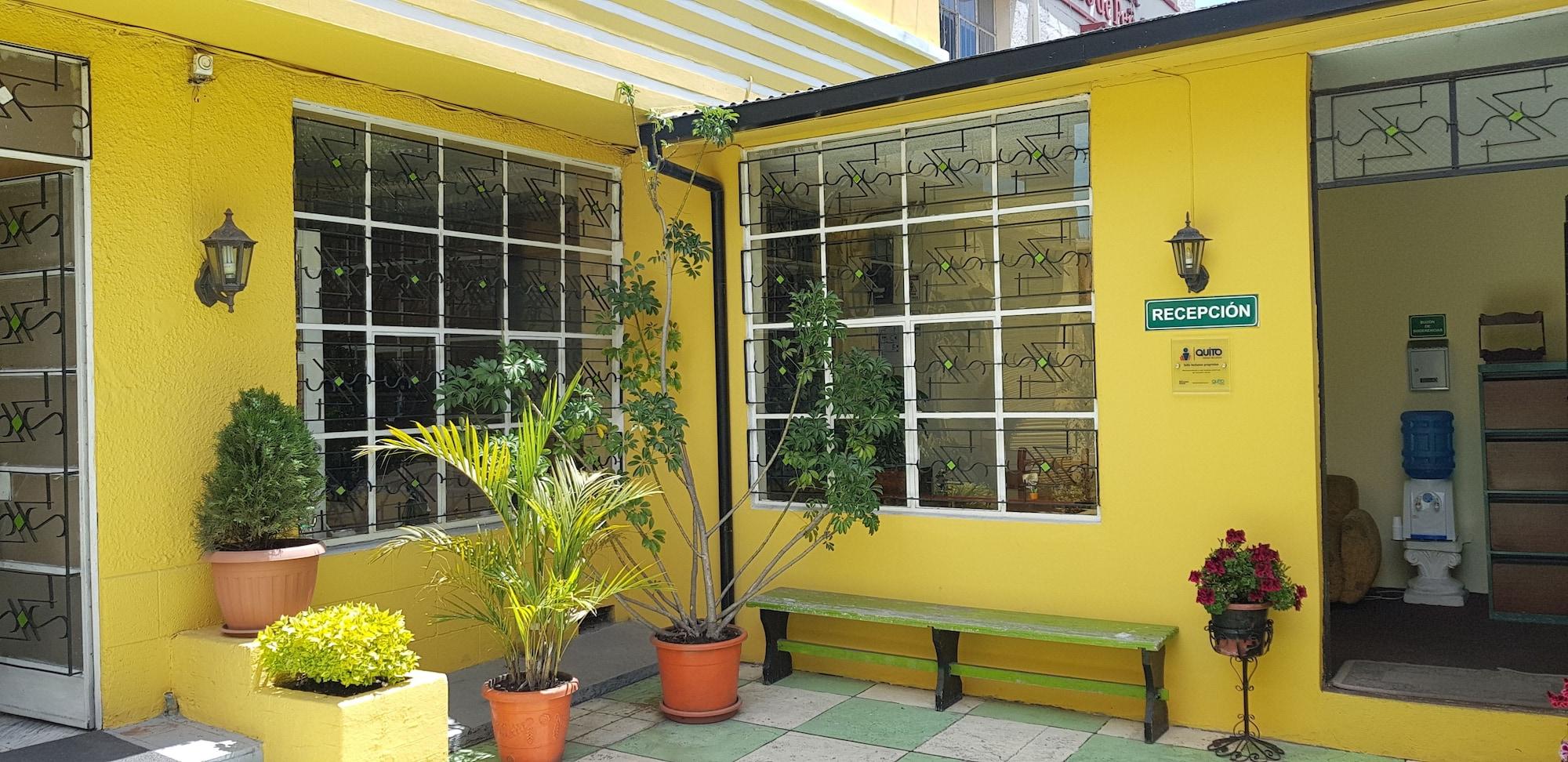Vista Exterior Petite Maison