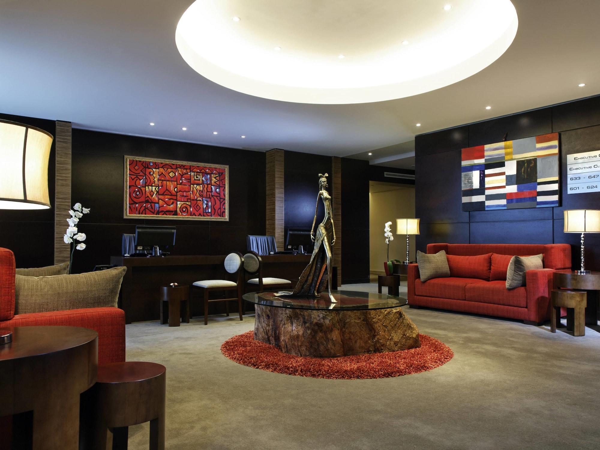 Habitación Mövenpick Ambassador Hotel Accra