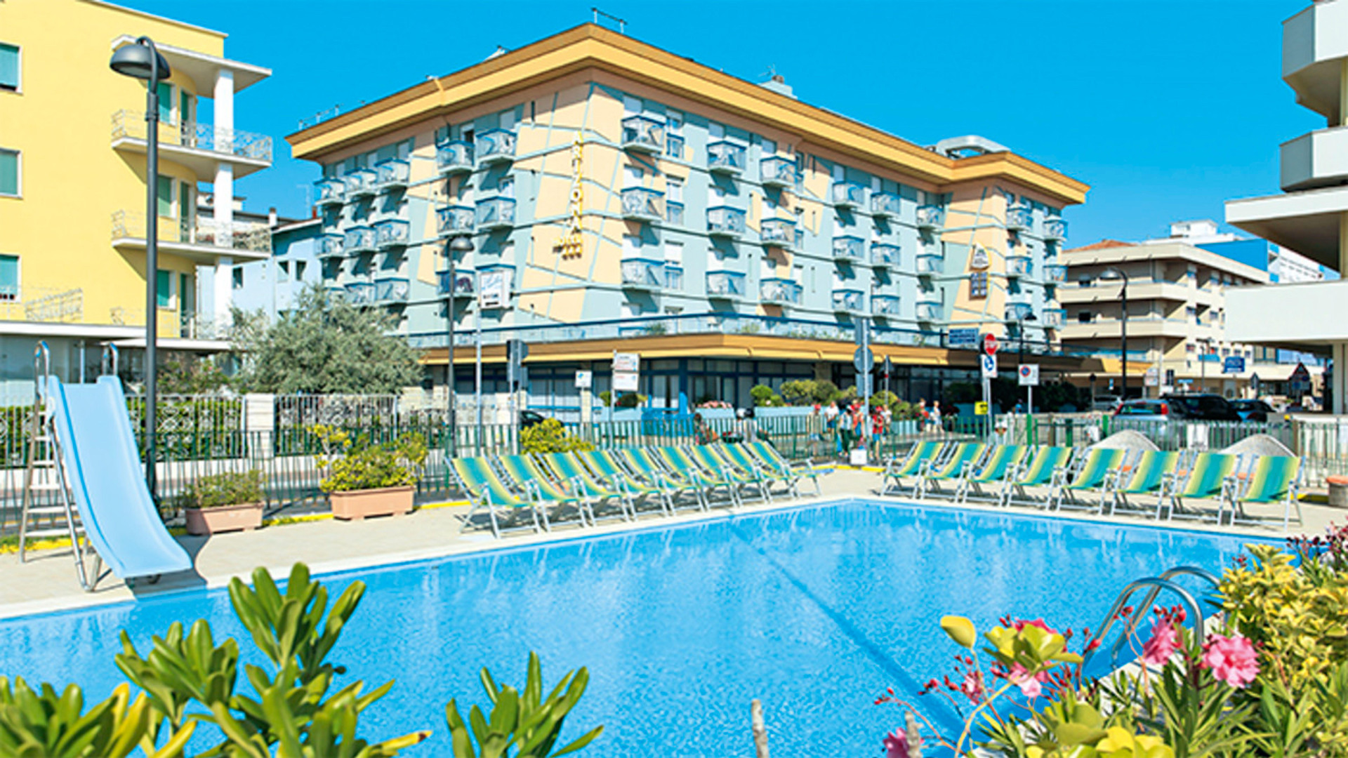 Vista Piscina Arizona Family Hotel Igea Marina