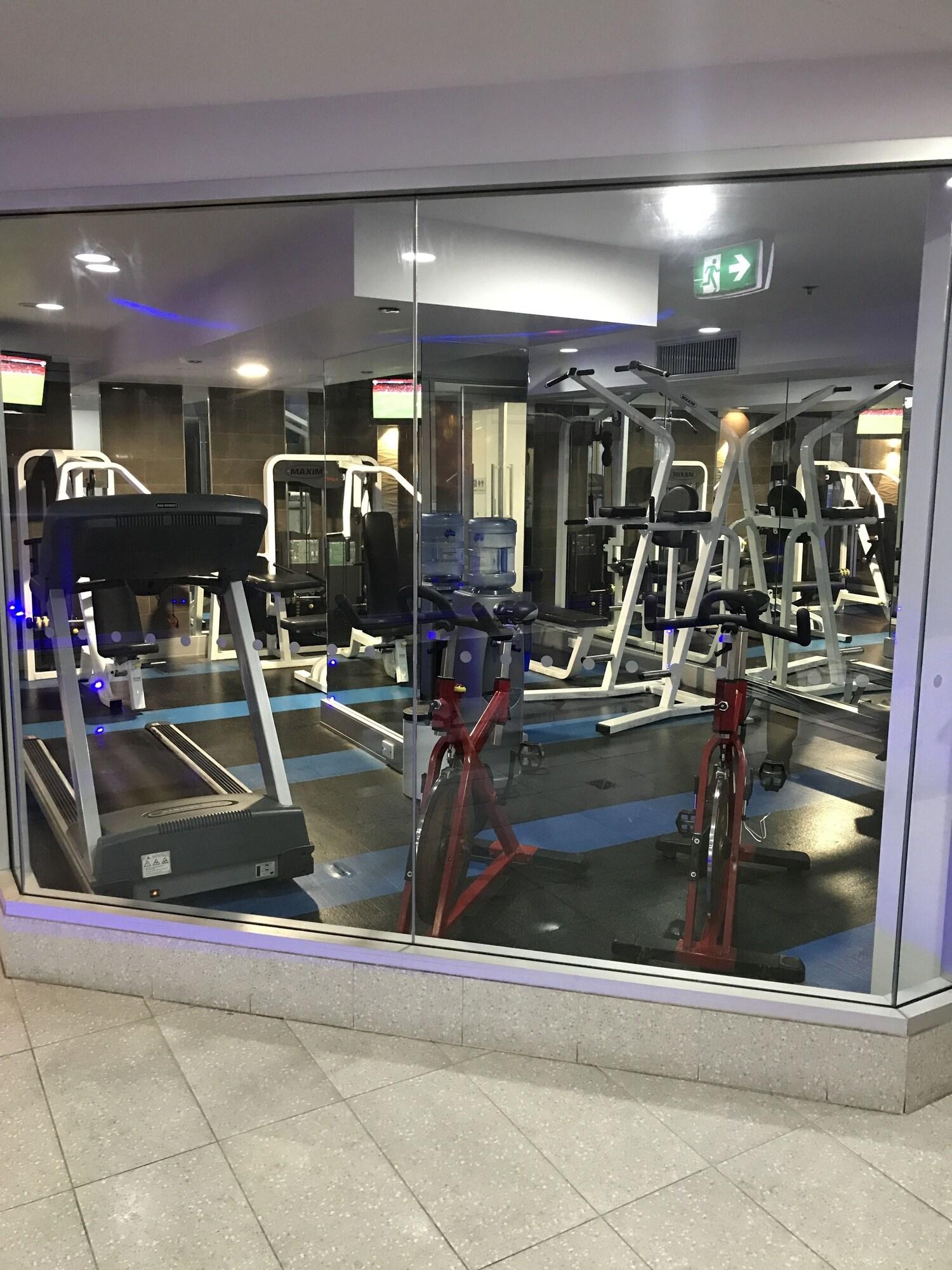 Gimnasio Adelaide North tce penthouse