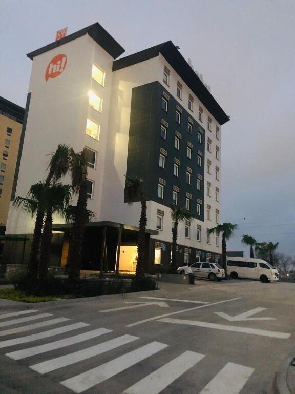 Vista Exterior HI MONTERREY AEROPUERTO