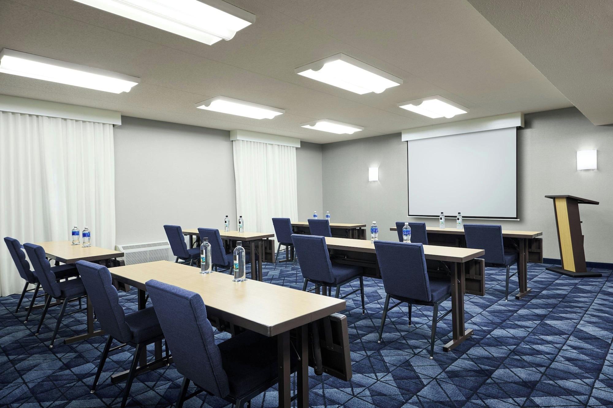 Sala de Reuniones Courtyard by Marriott St Louis Westport Plaza