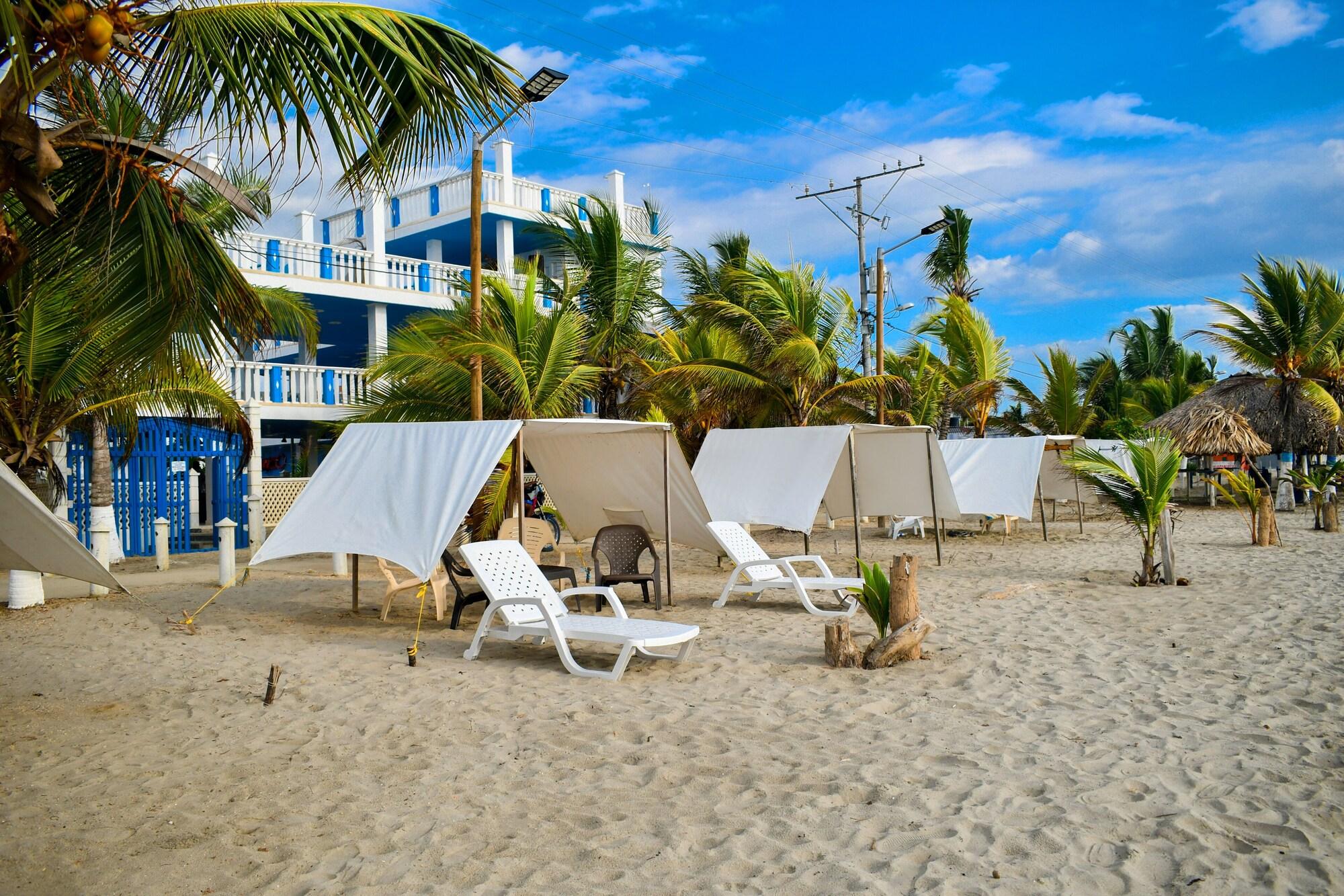 Playa Aparta Hotel Isla Magica