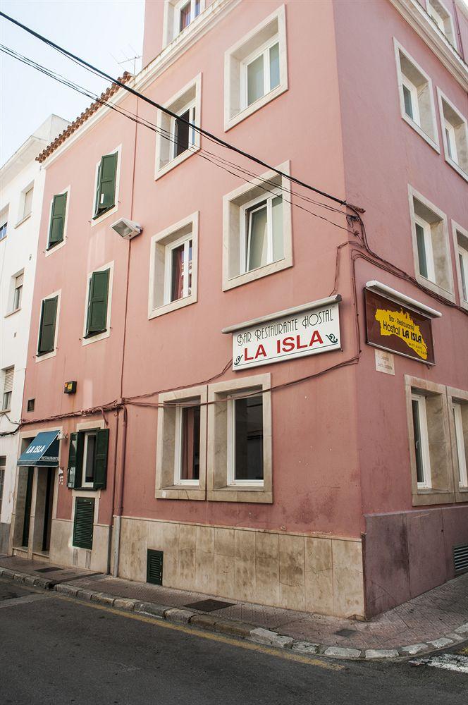Hostal La Isla by null