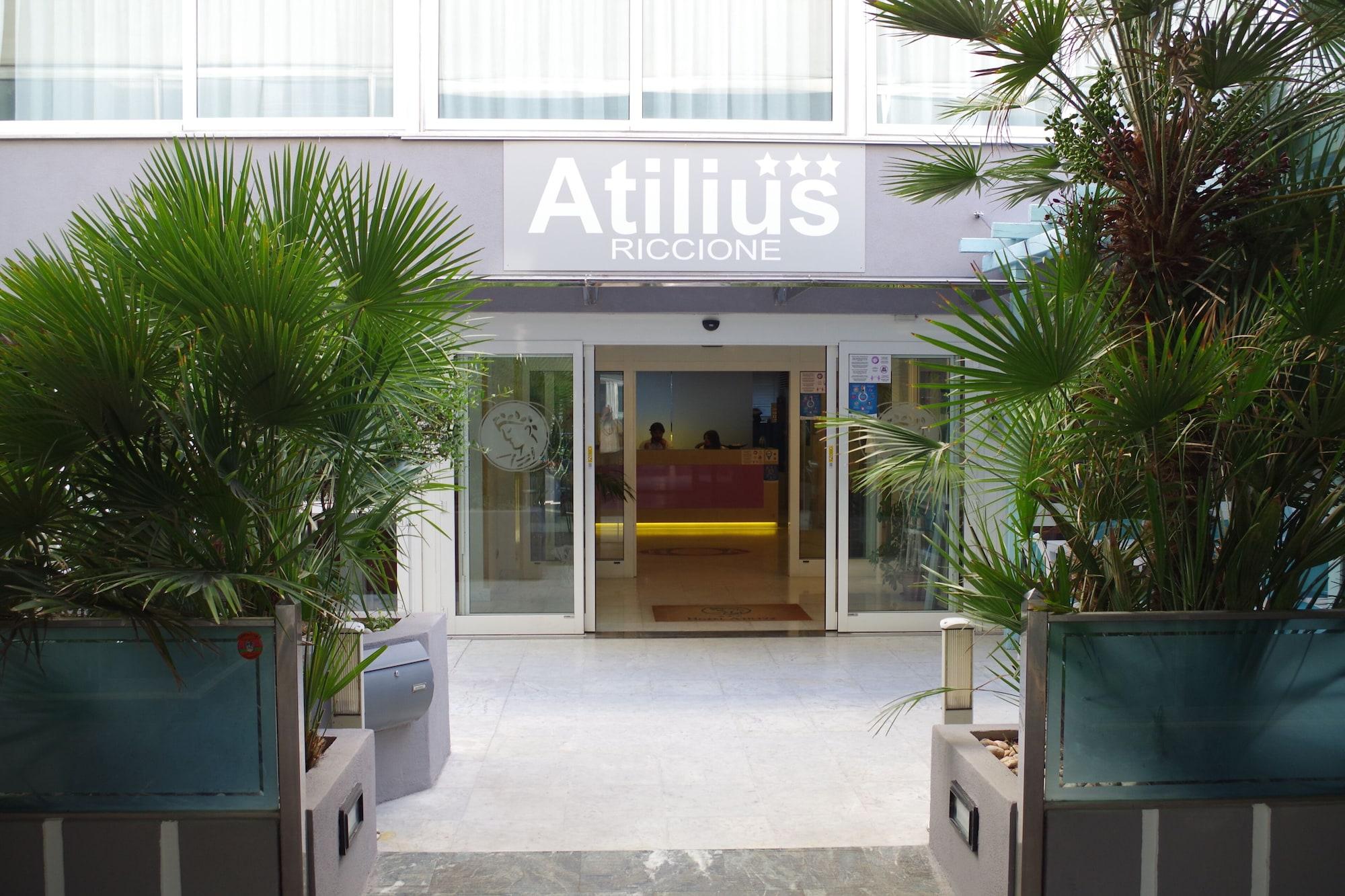 Vista Exterior Hotel Atilius