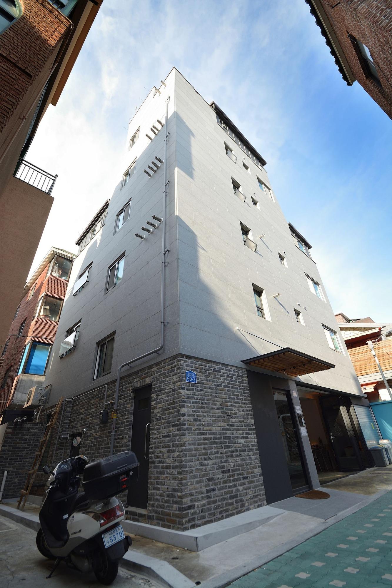 Vista Exterior Sunny Hill Hostel Hongdae
