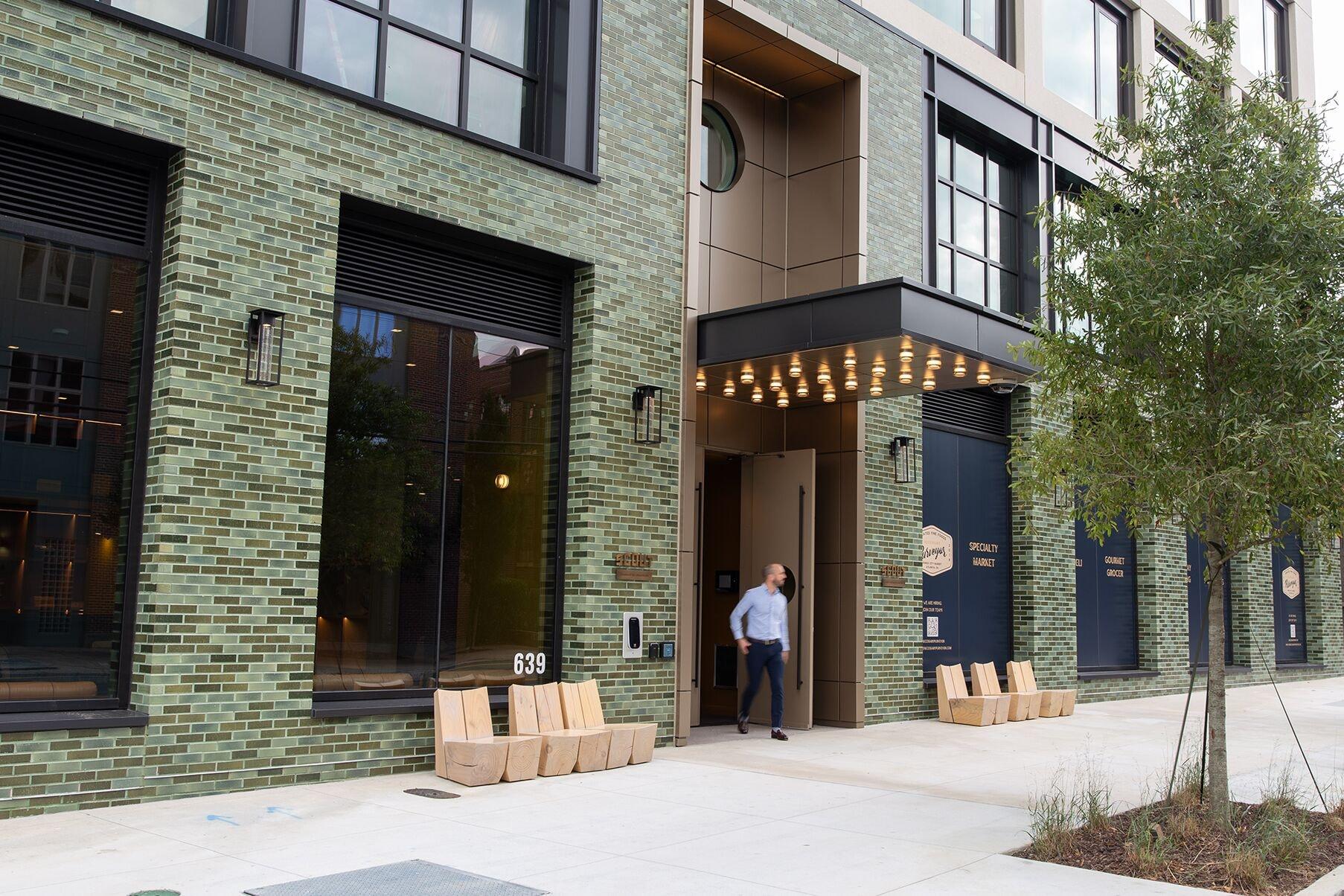 Vista Exterior Scout Living, powered by Placemakr - Midtown
