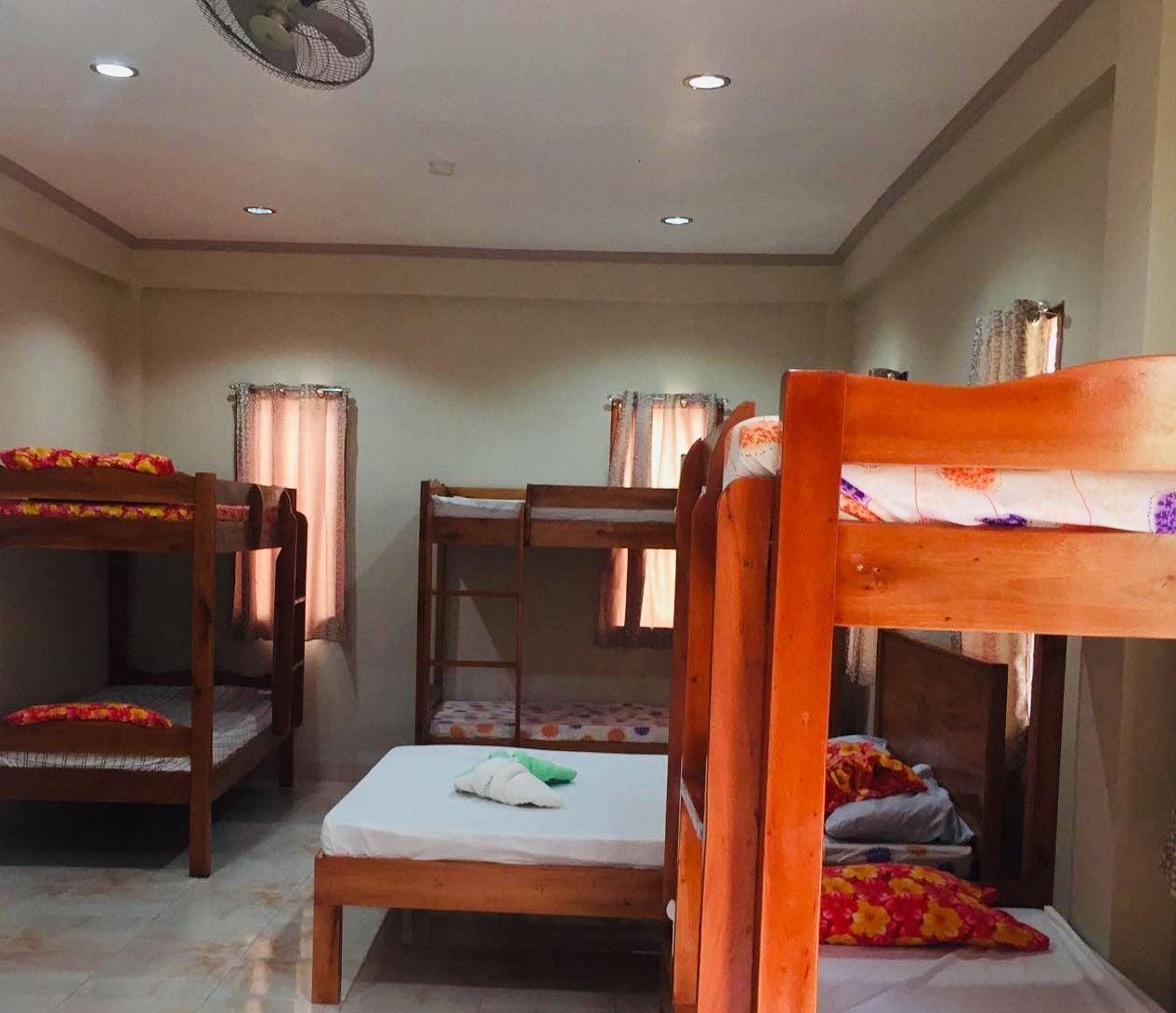 Set de Habitación D's Ocean View Beach Resort