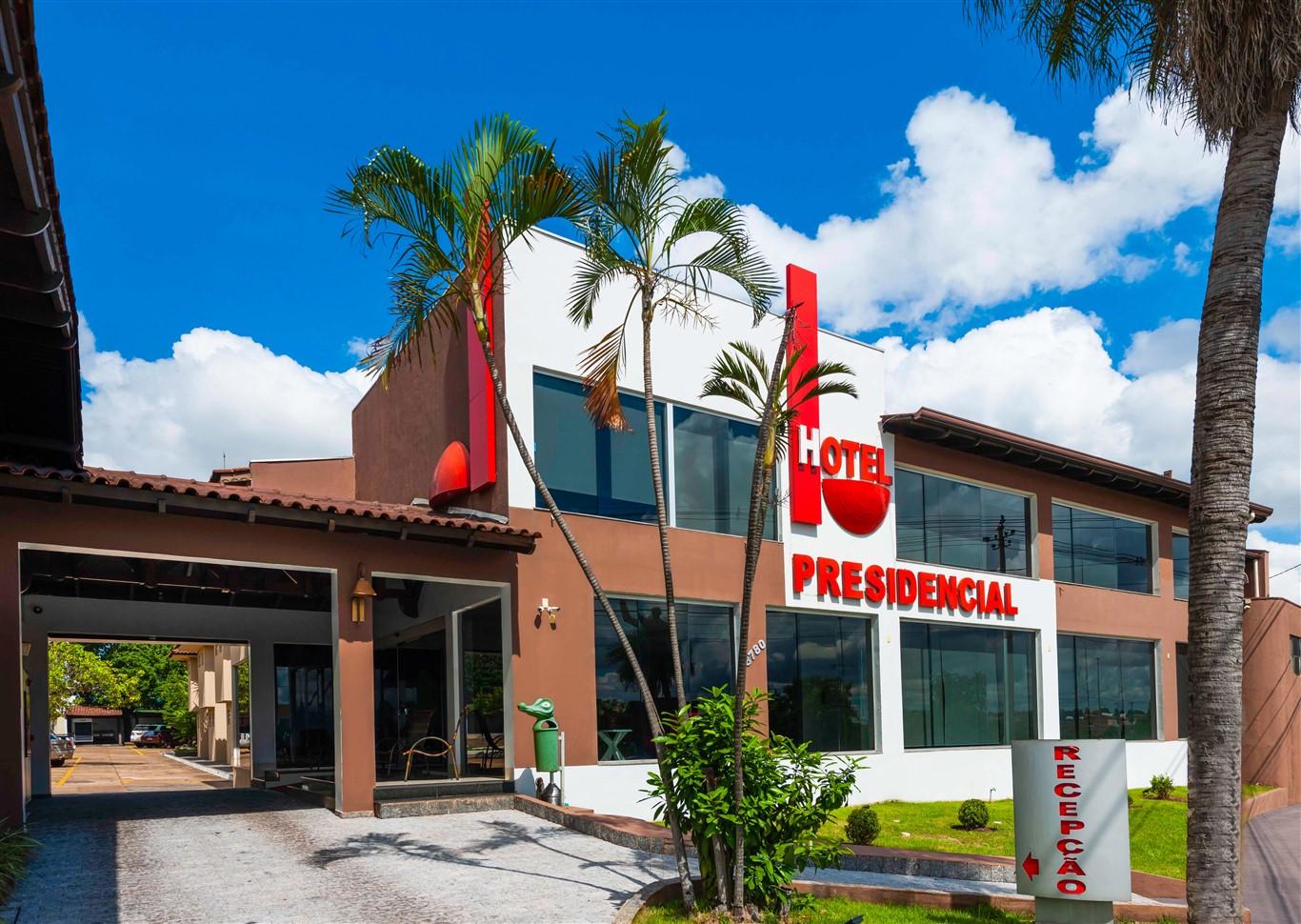 Vista Exterior Hotel 365