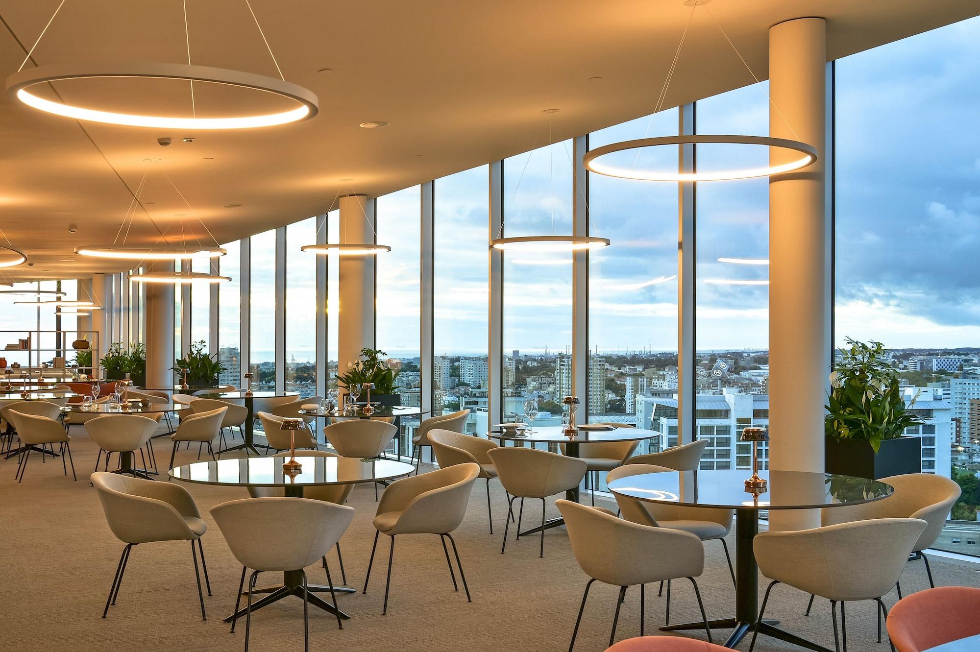 Restaurant Porto Palácio Hotel by The Editory