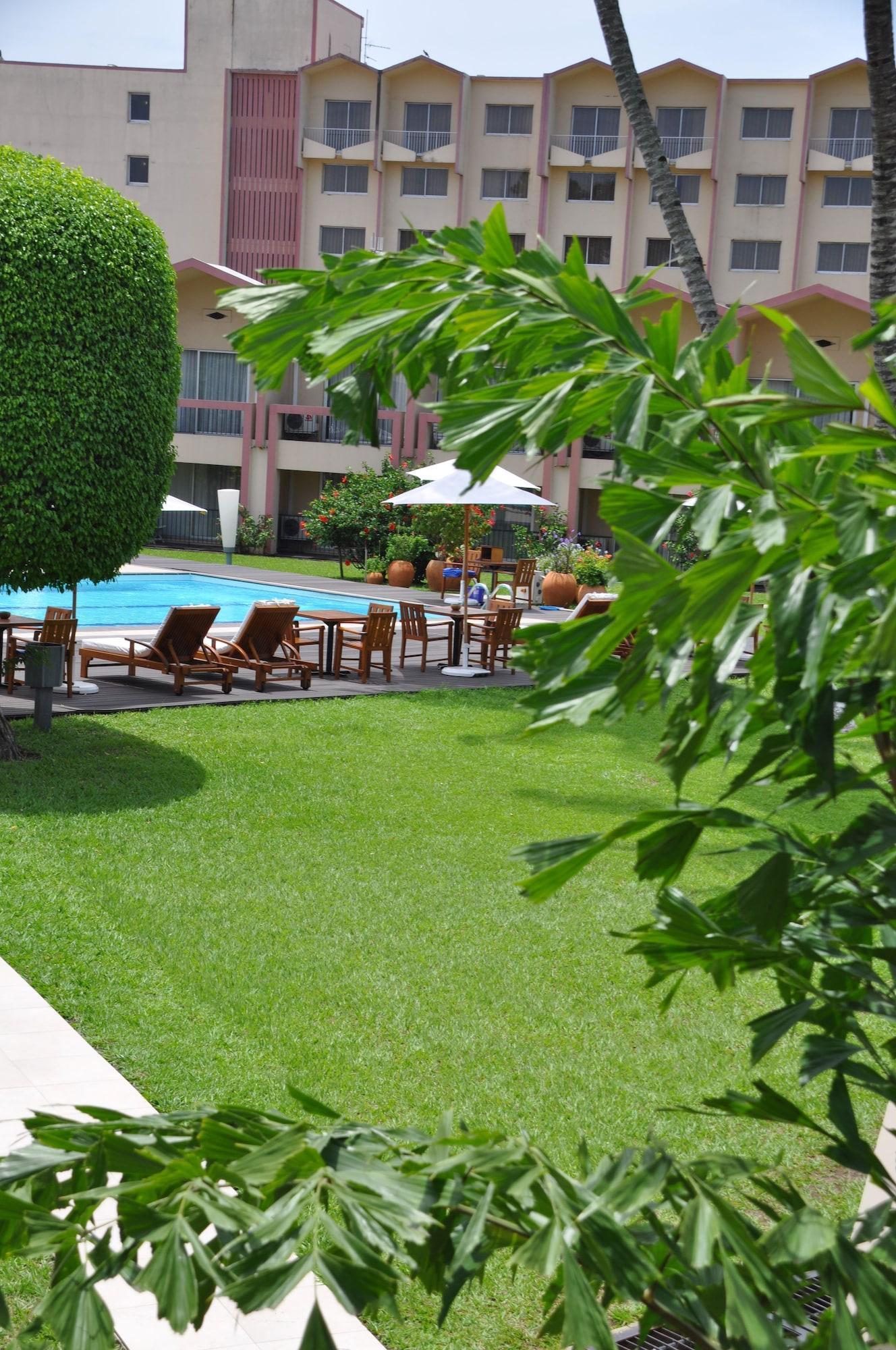 Vista Exterior Hotel Elais