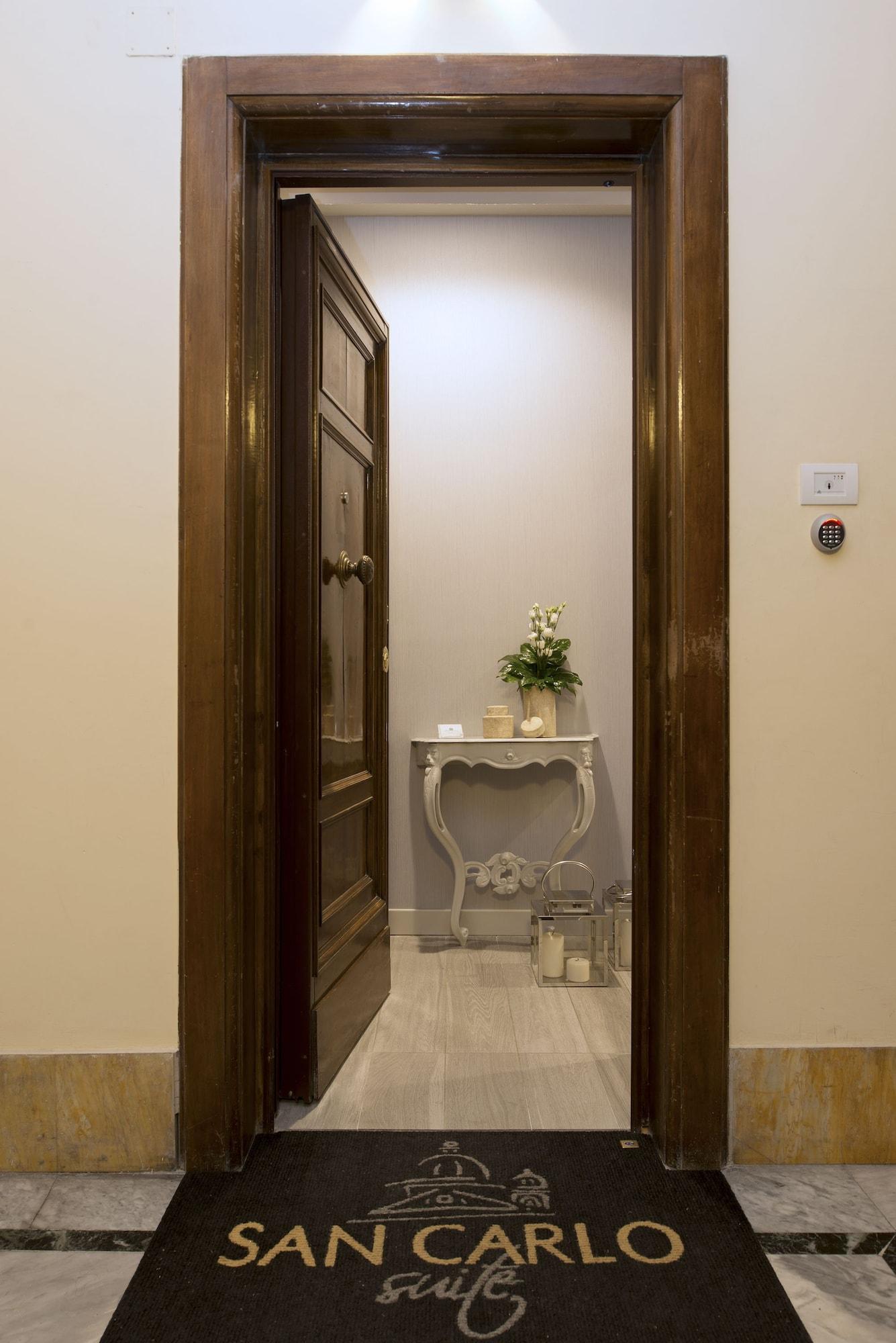 Vista Lobby San Carlo Suite