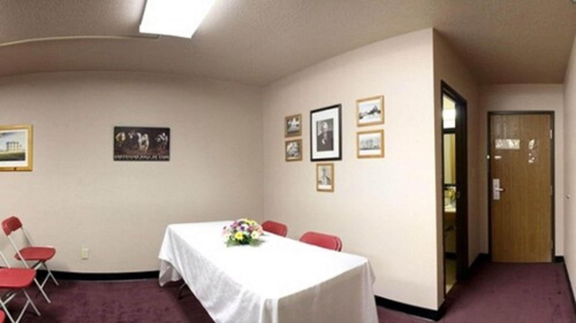 Sala de Reuniones Super 8 by Wyndham Abilene KS