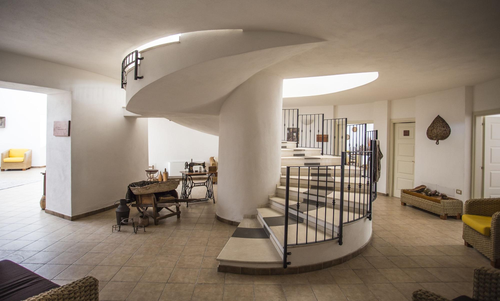 Varios Hotel Su Baione