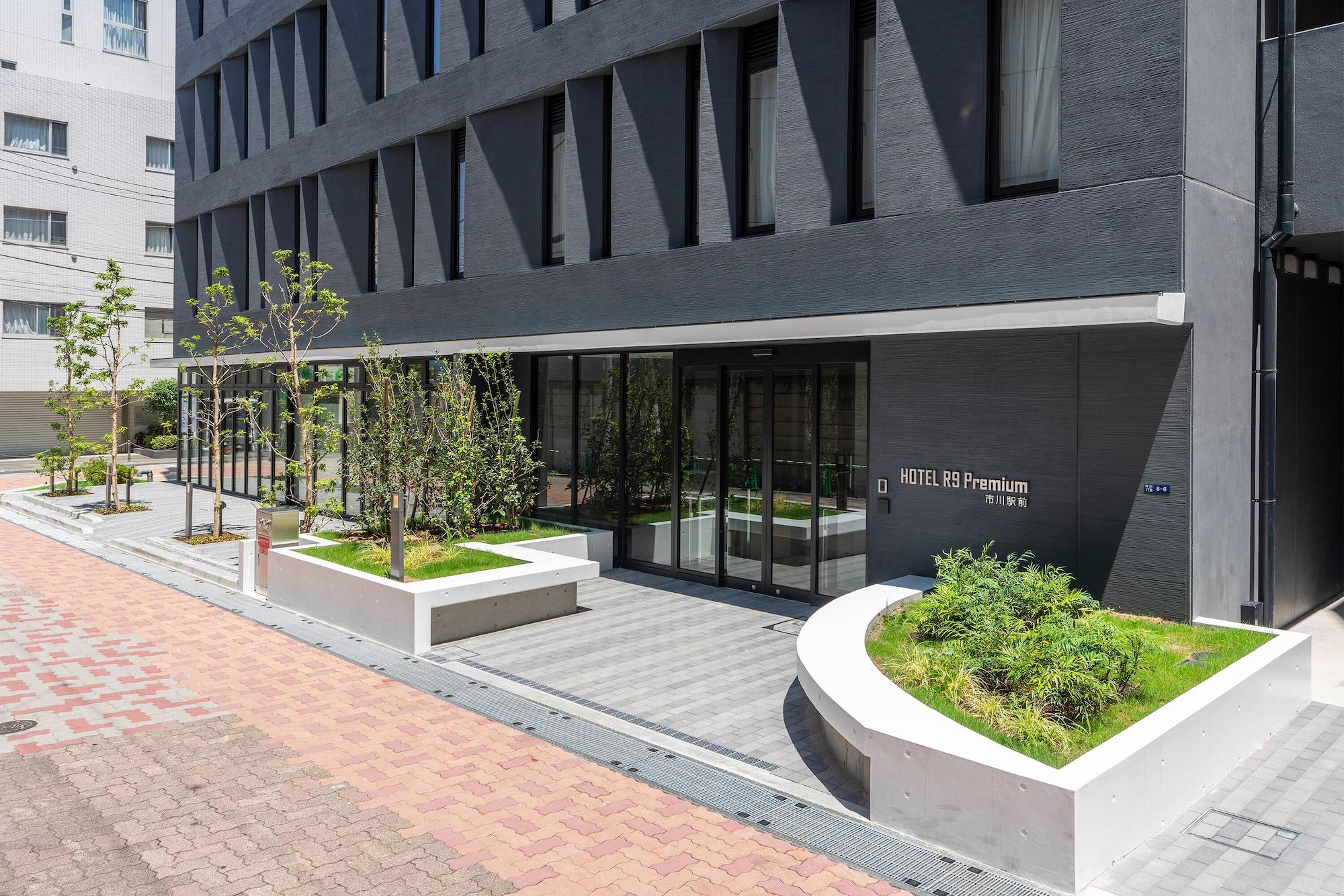 Varios HOTEL R9 Premium Ichikawaekimae