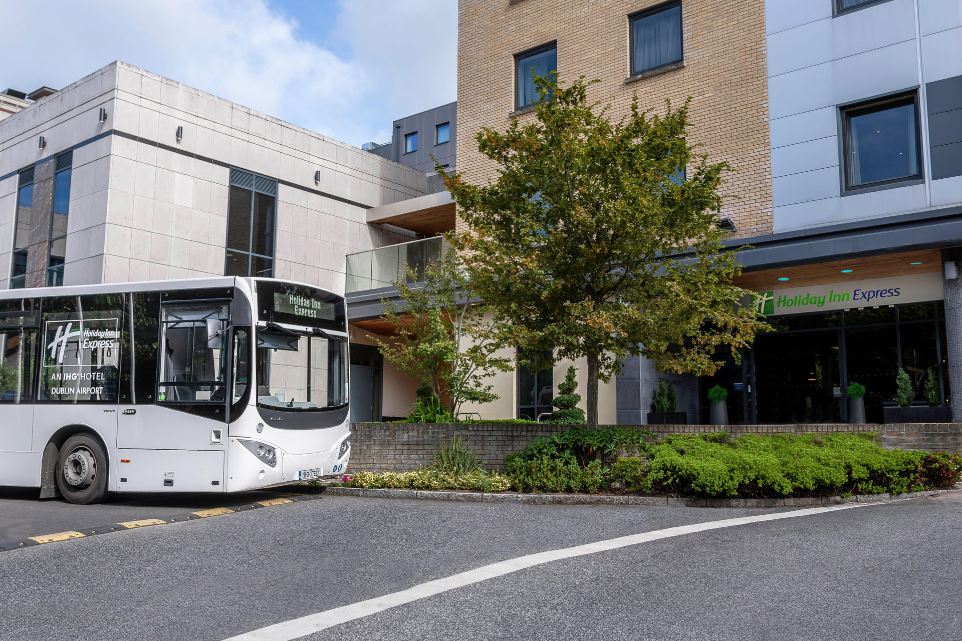 Vista Lobby Holiday Inn Express Hotel Dublin Airport by IHG