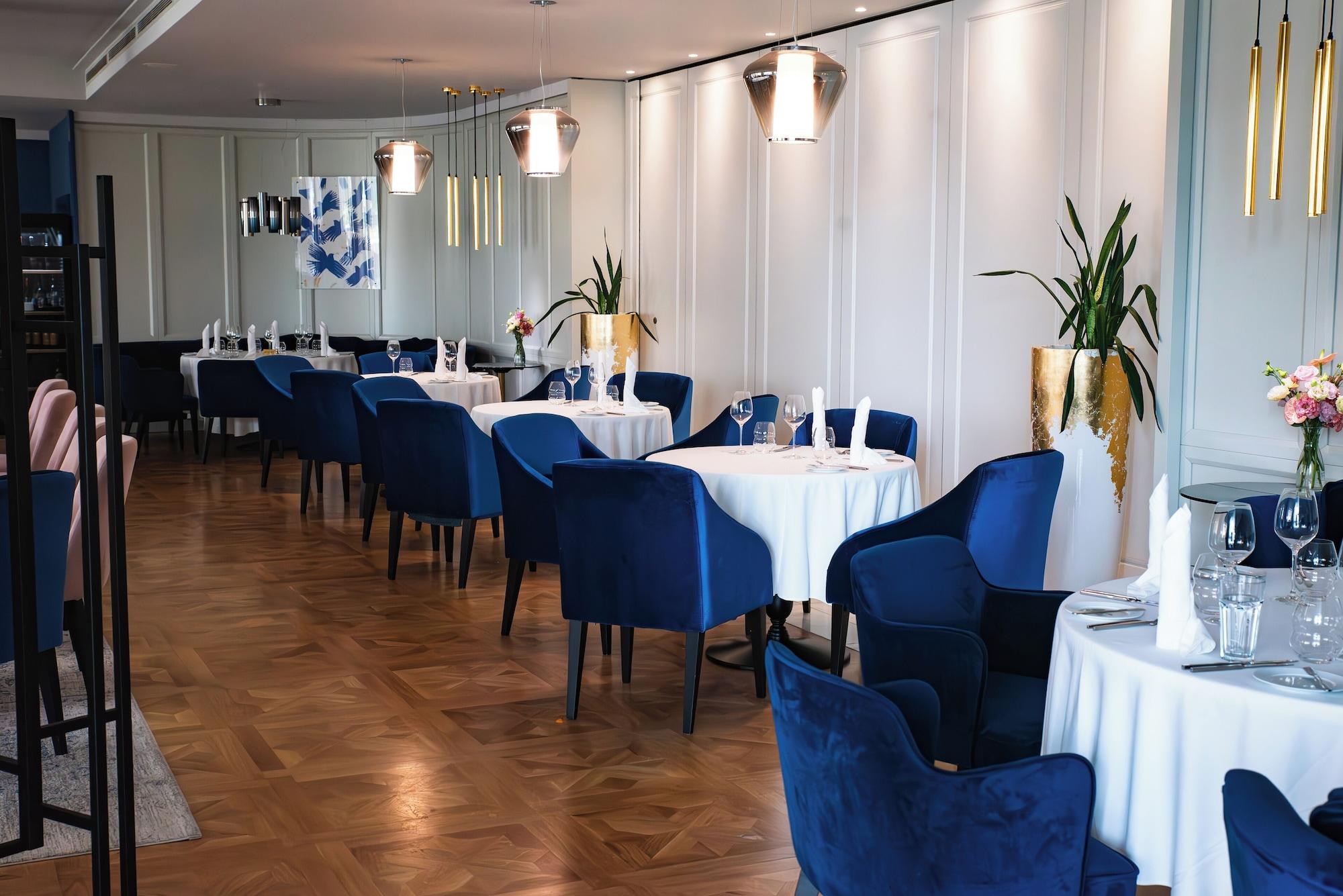 Restaurant Astor Garden Hotel