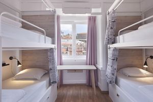 Alojamiento - Goodmorning Solo Traveller Hostel