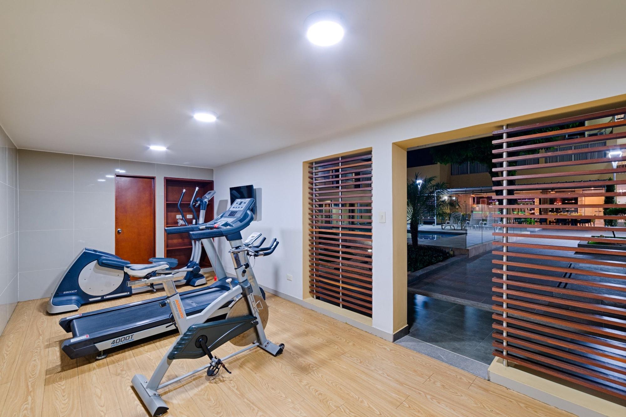 Gimnasio Hotel Arizona Suites