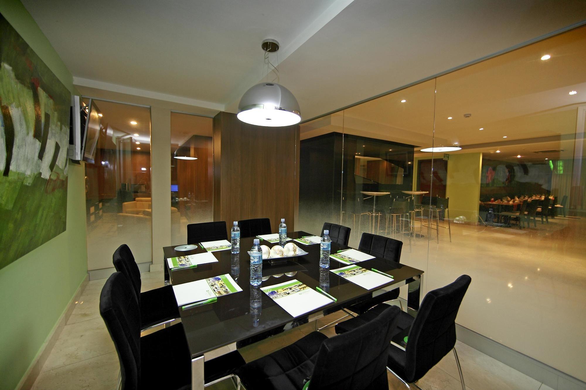 Sala de Reuniones Wyndham Garden Panama City