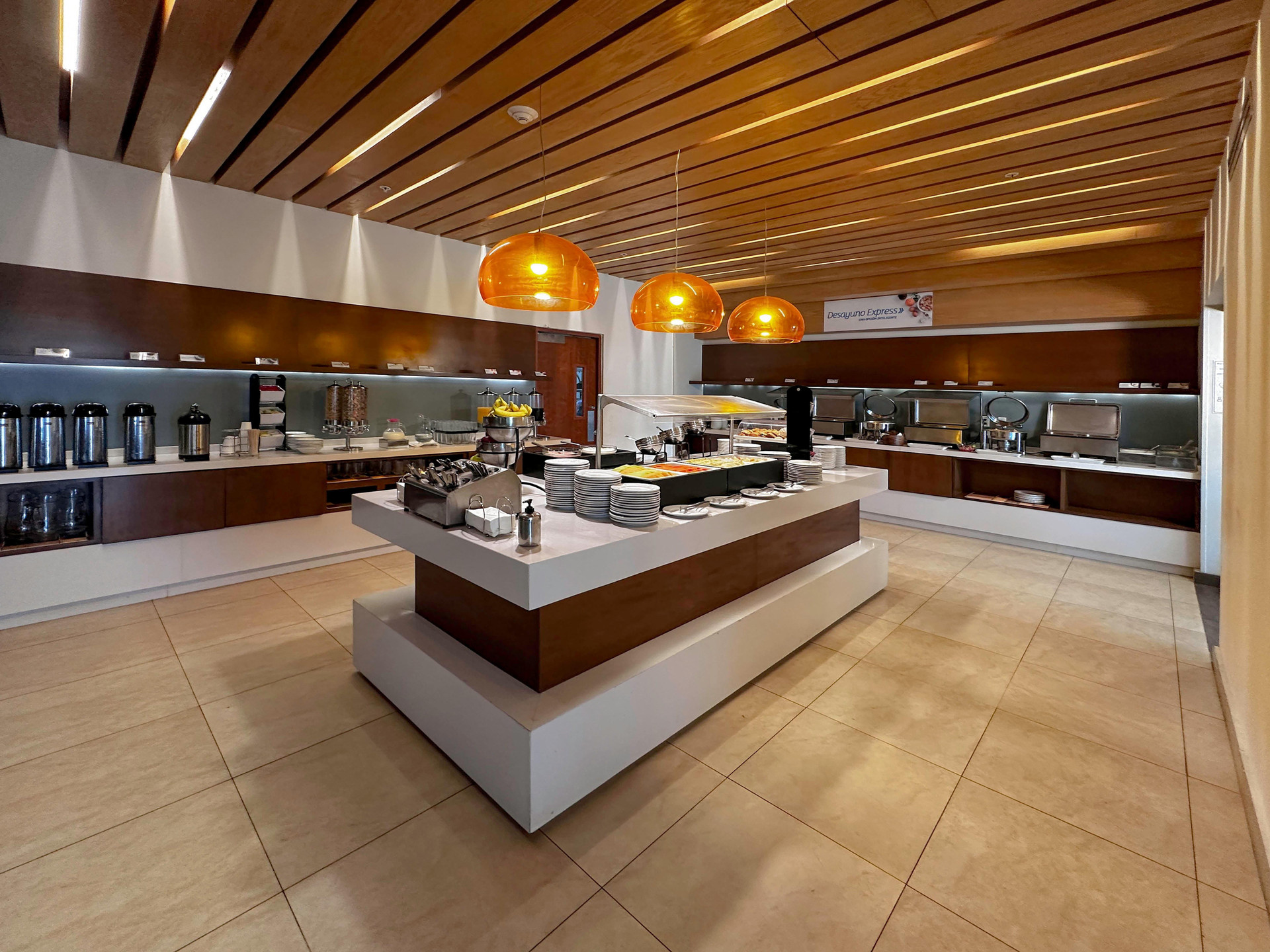 Restaurant Holiday Inn Express Mérida by IHG