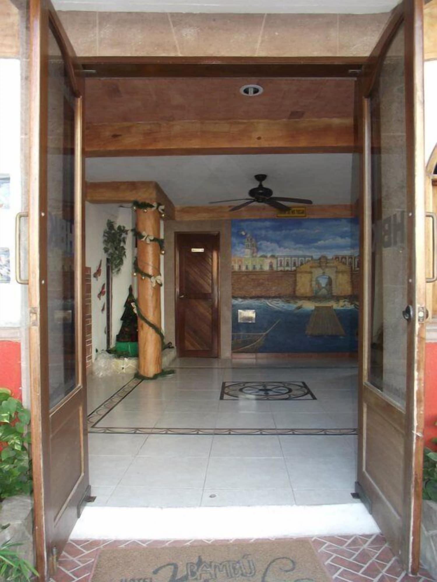 Varios Hotel Bambu