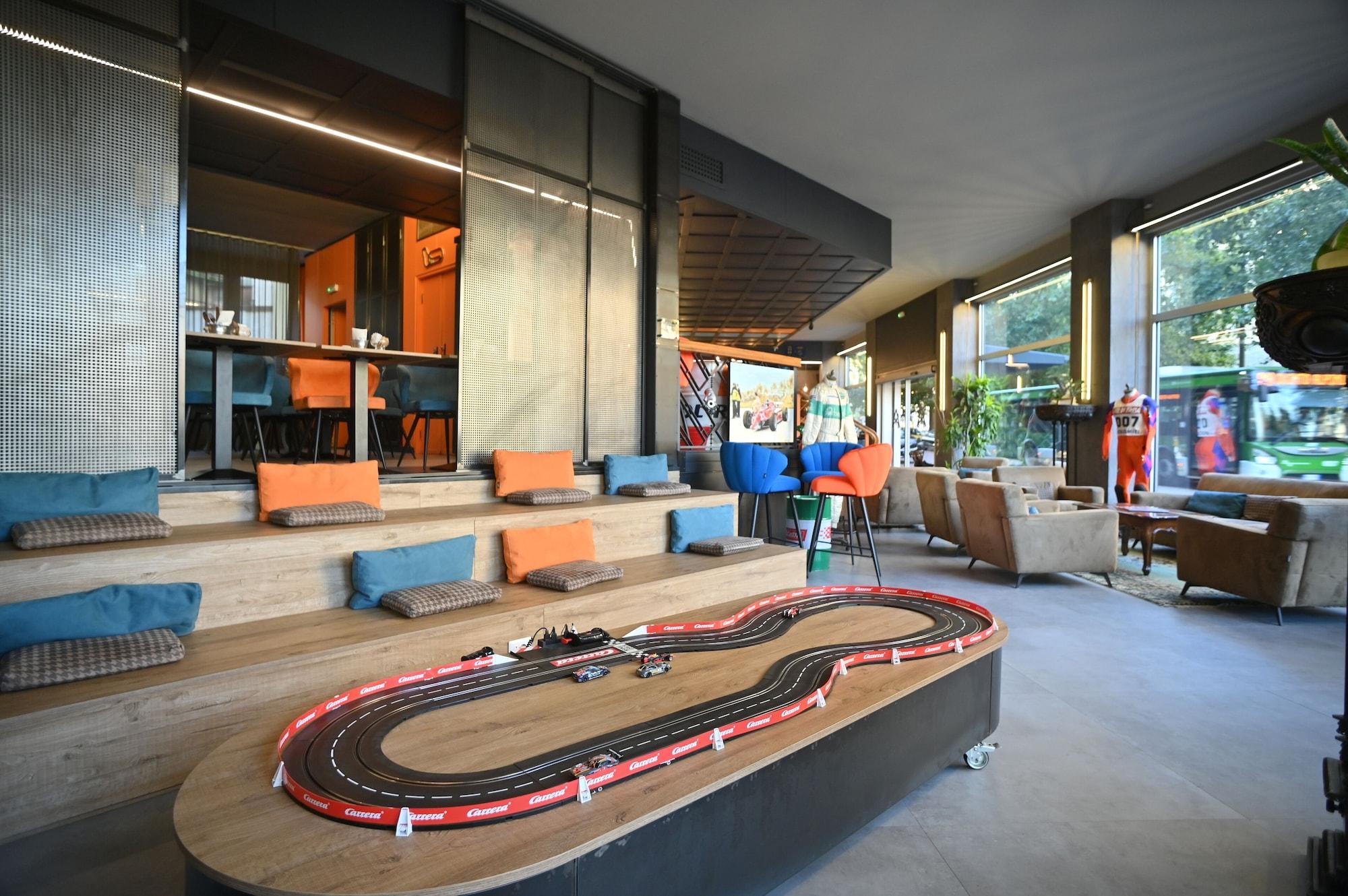 Vista Lobby Admiral Hotel