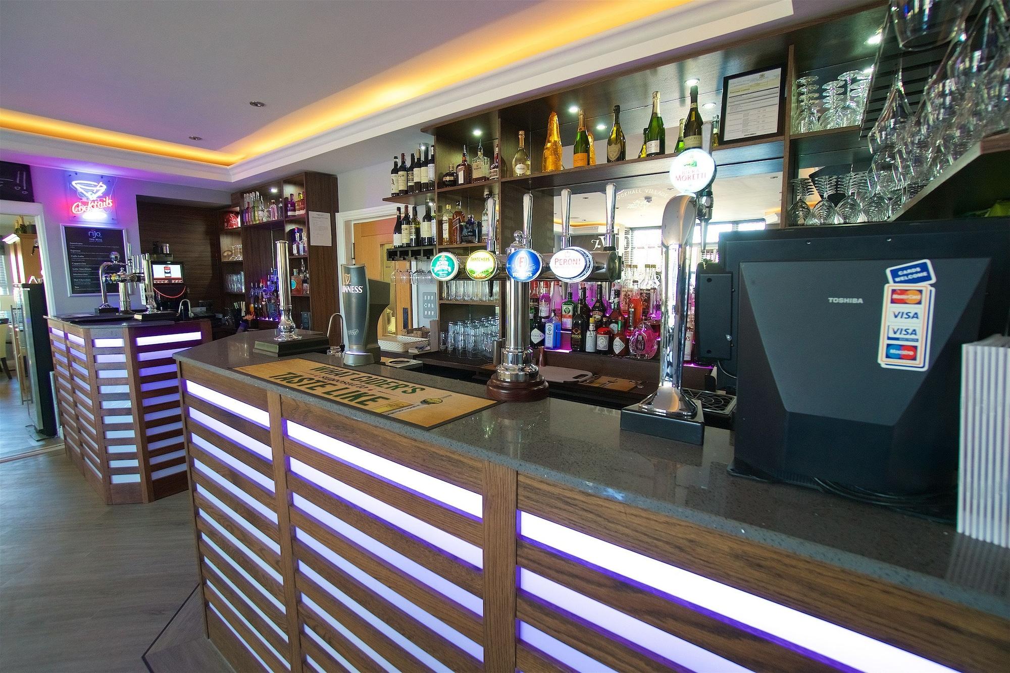 Bar/Salón The Avenue Hotel