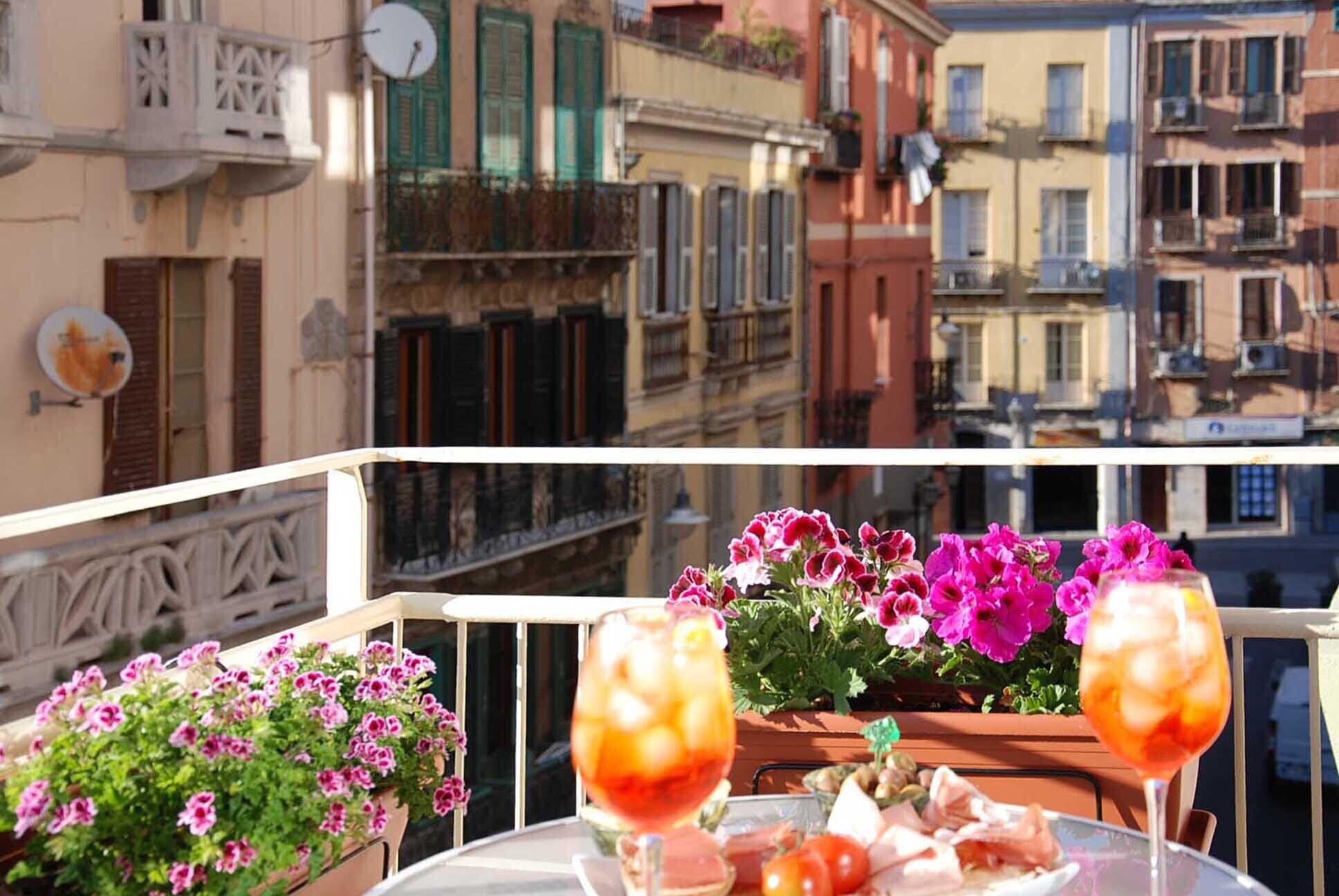 Varios Centro Storico via Sassari Accommodation