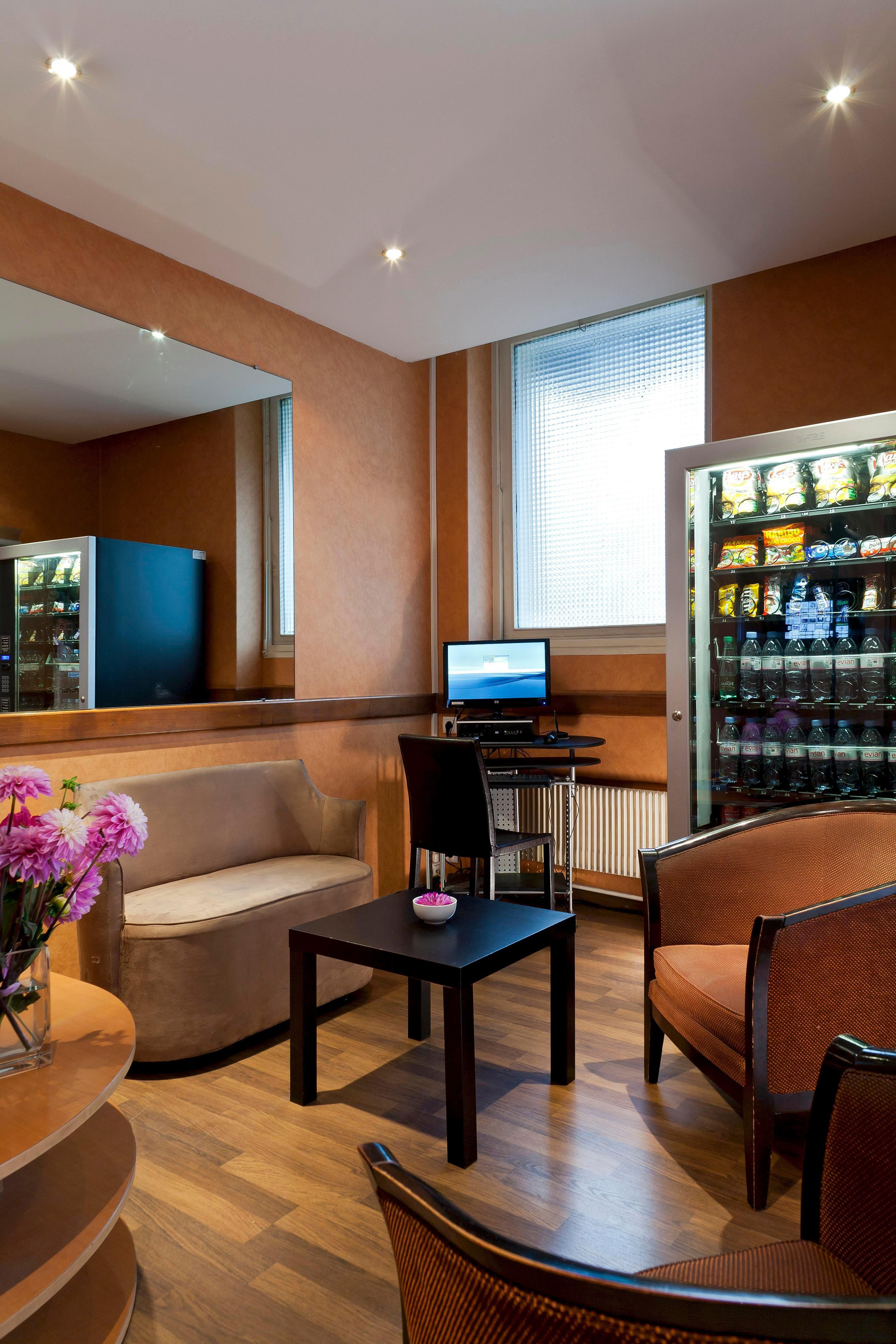 Vista Lobby ibis Styles Paris Place d'Italie Butte aux Cailles Hotel