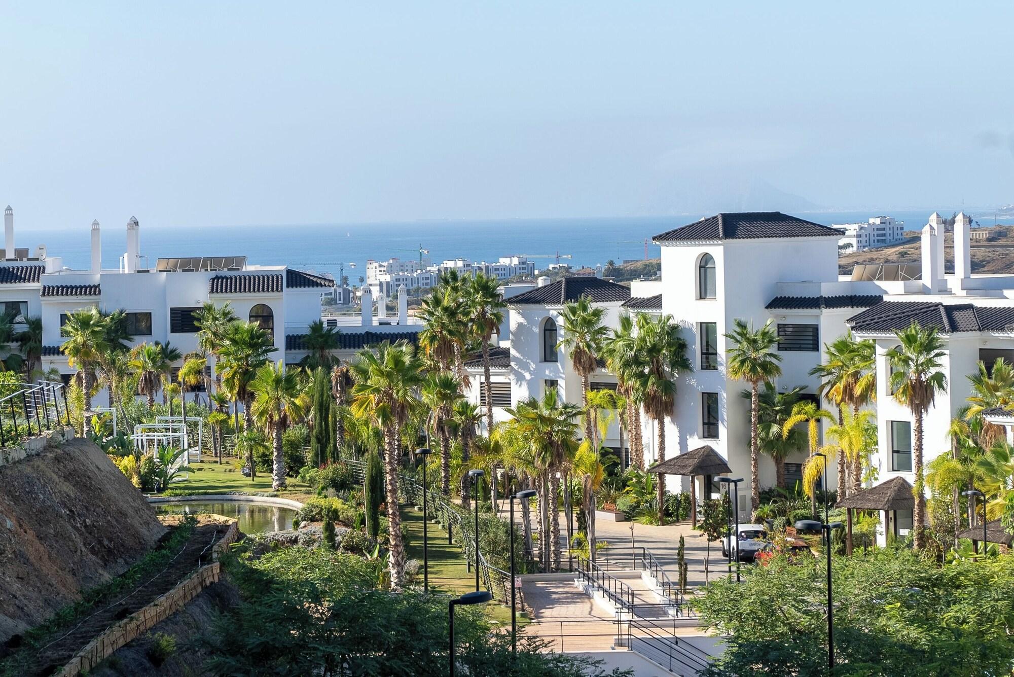 Vista Exterior Estepona Holiday Hills