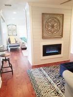 Alquiler Vacacional - Best Location 1 bed 1 bath gated upscale condo with pool Sleeps 3 Fast free wifi