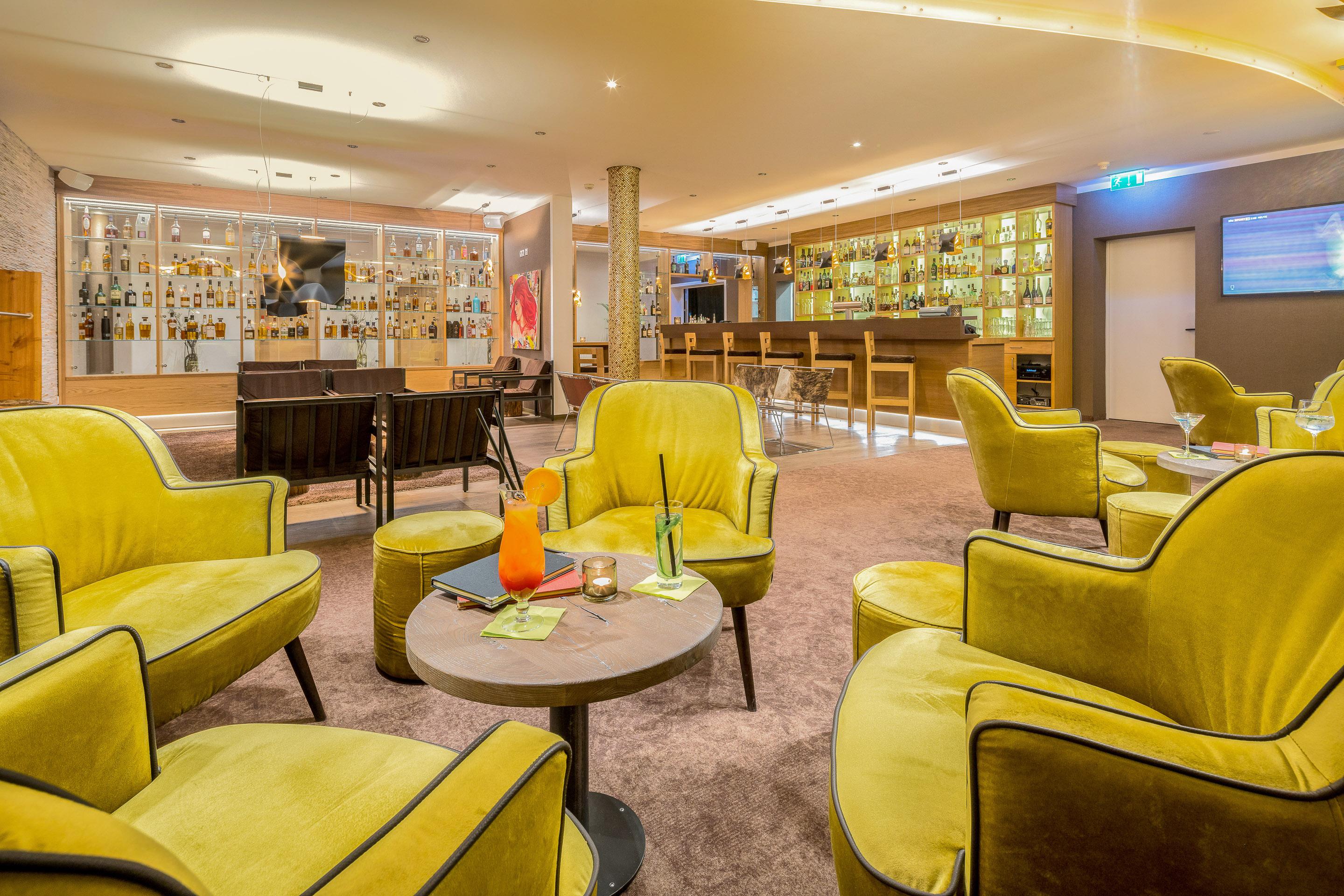Bar/Salón Best Western Plus iO Hotel