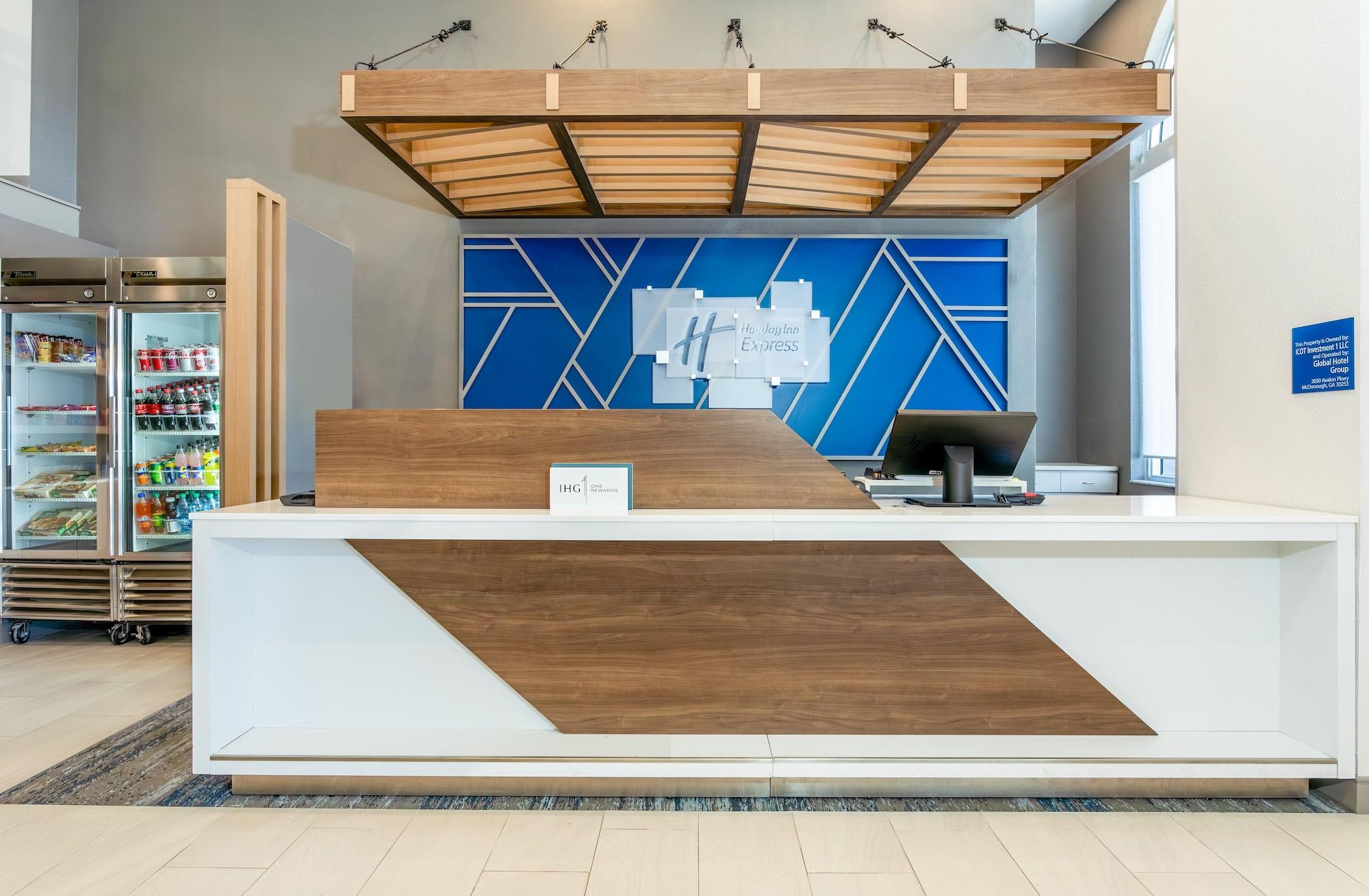 Vista Lobby Holiday Inn Express Clearwater East - Icot Center by IHG