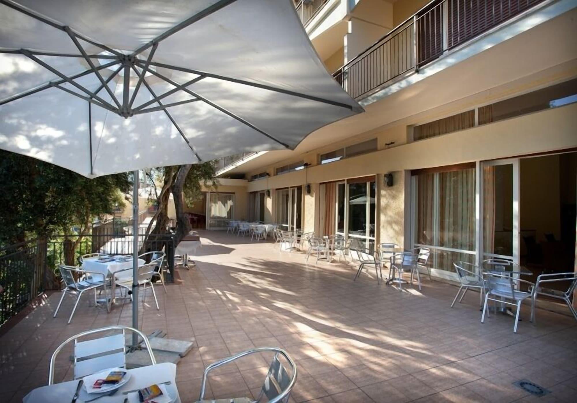 Vista Exterior Hotel Guardacosta