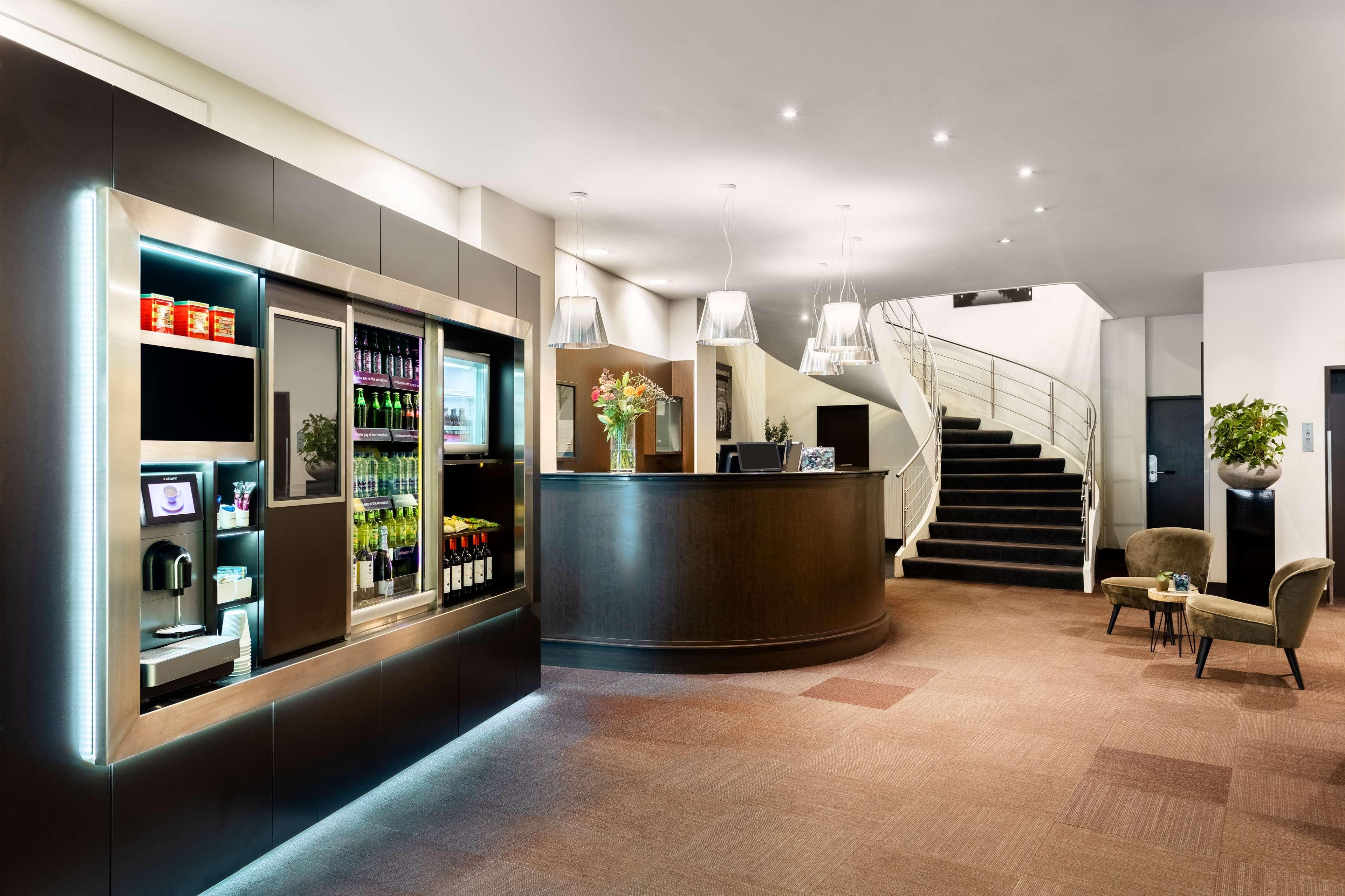 Vista Lobby NH Amsterdam Caransa