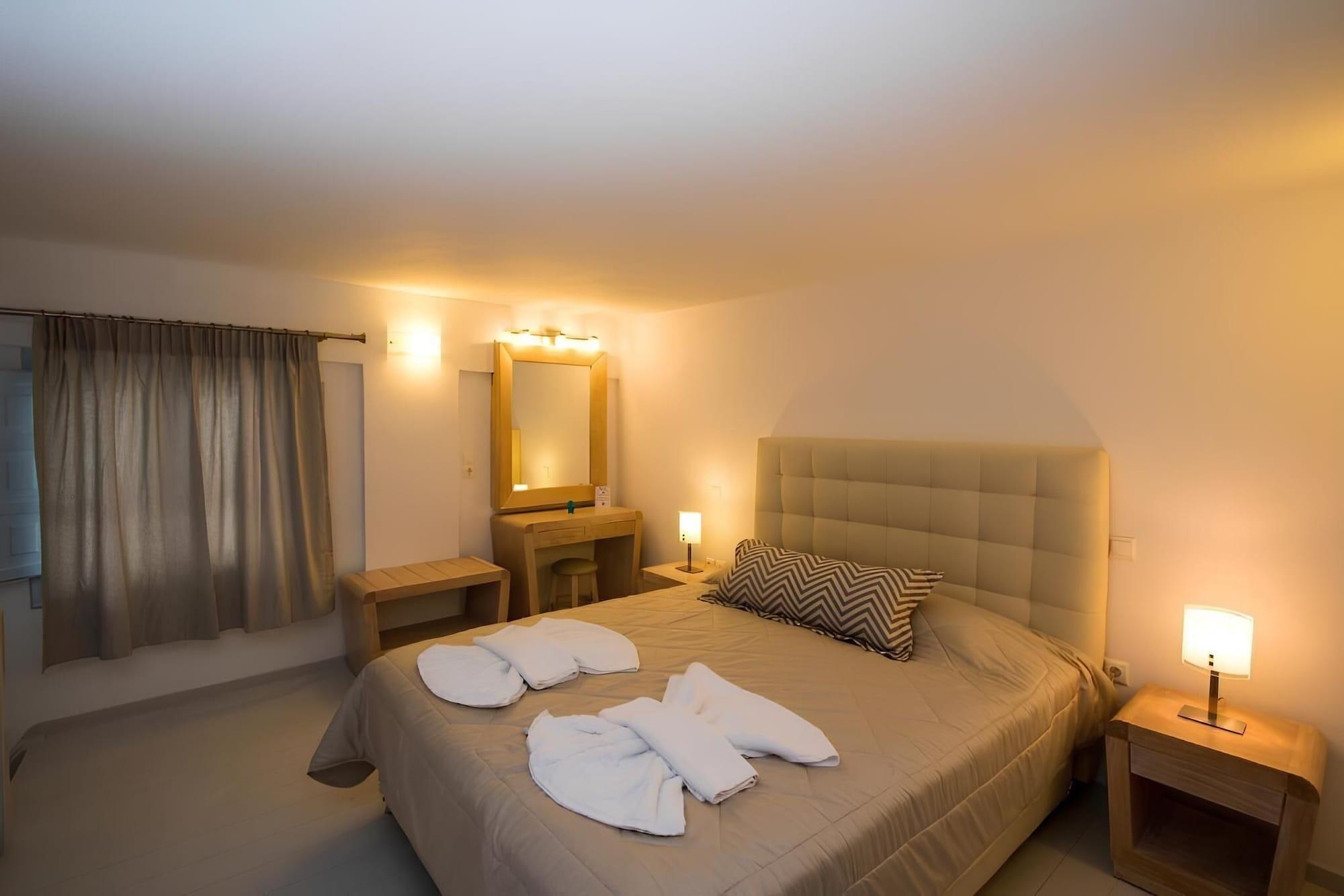 Habitación Erato Apartments