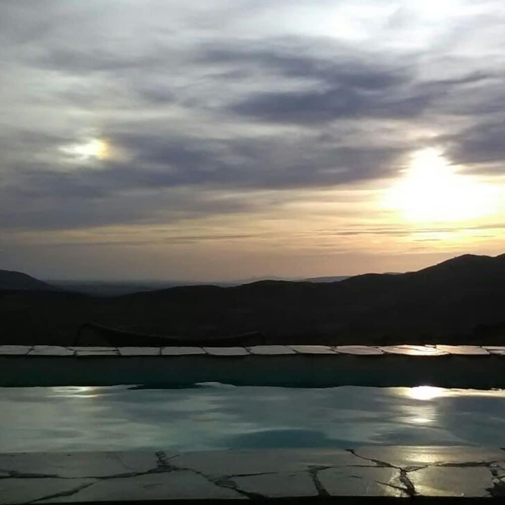 Vista Piscina La Brizna