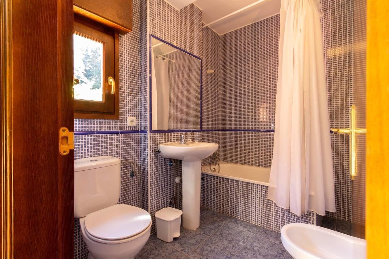 Equipamiento de Habitación Albergue Los Avellanos - Hostel