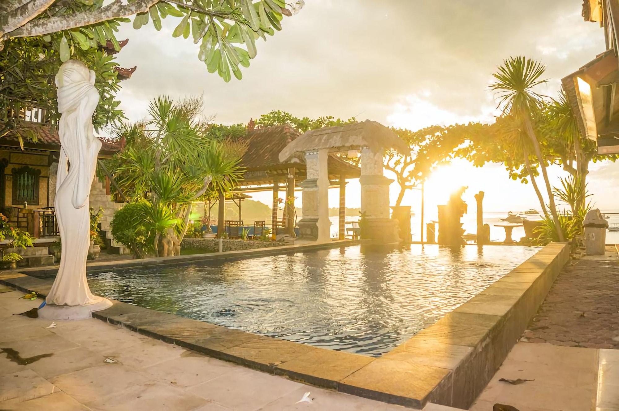 Vista Piscina Bungalow No 7