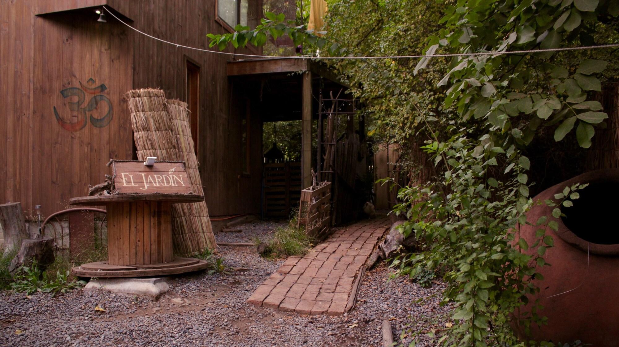 Vista Exterior El Jardin