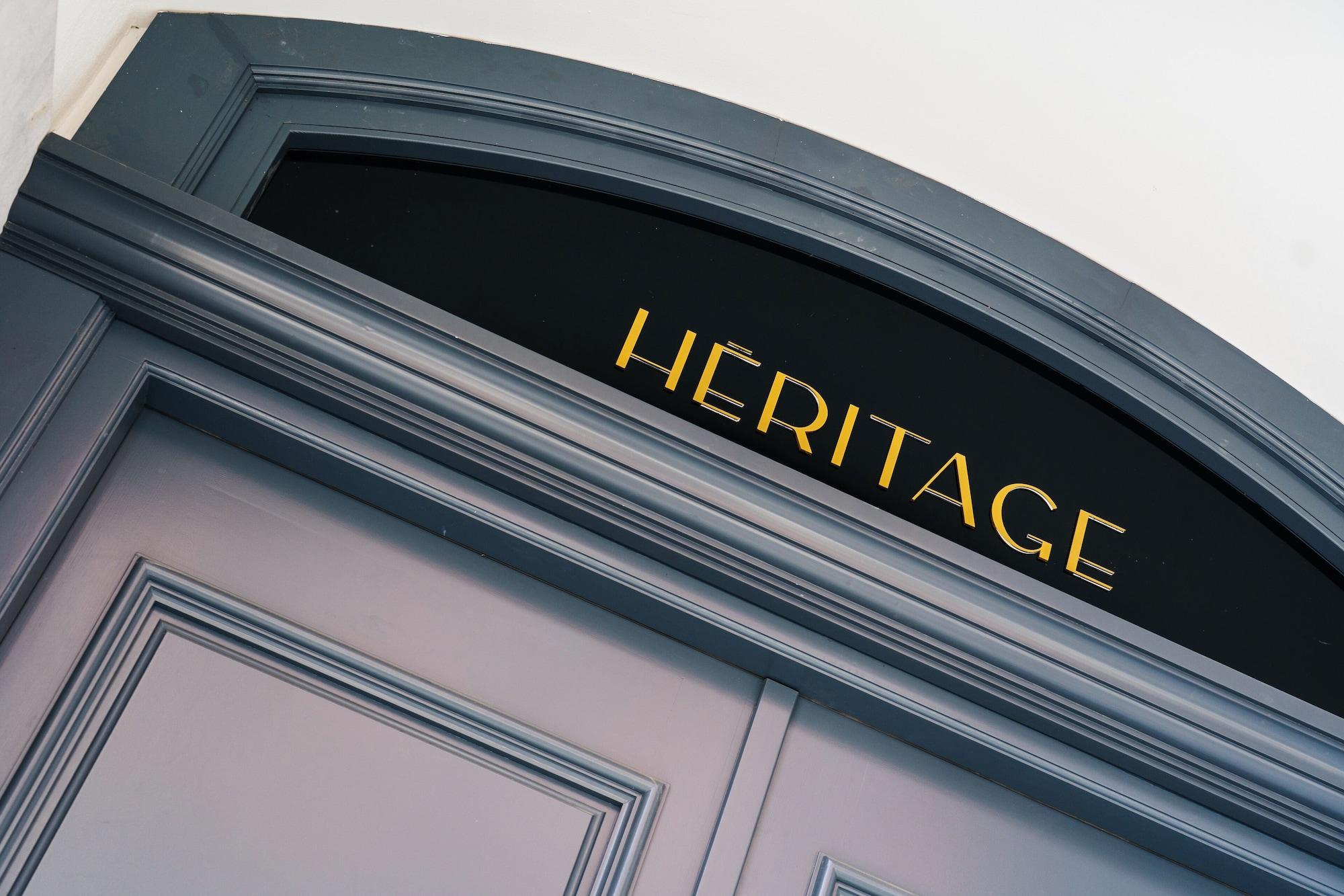 Vista Lobby Heritage Suites Oviedo