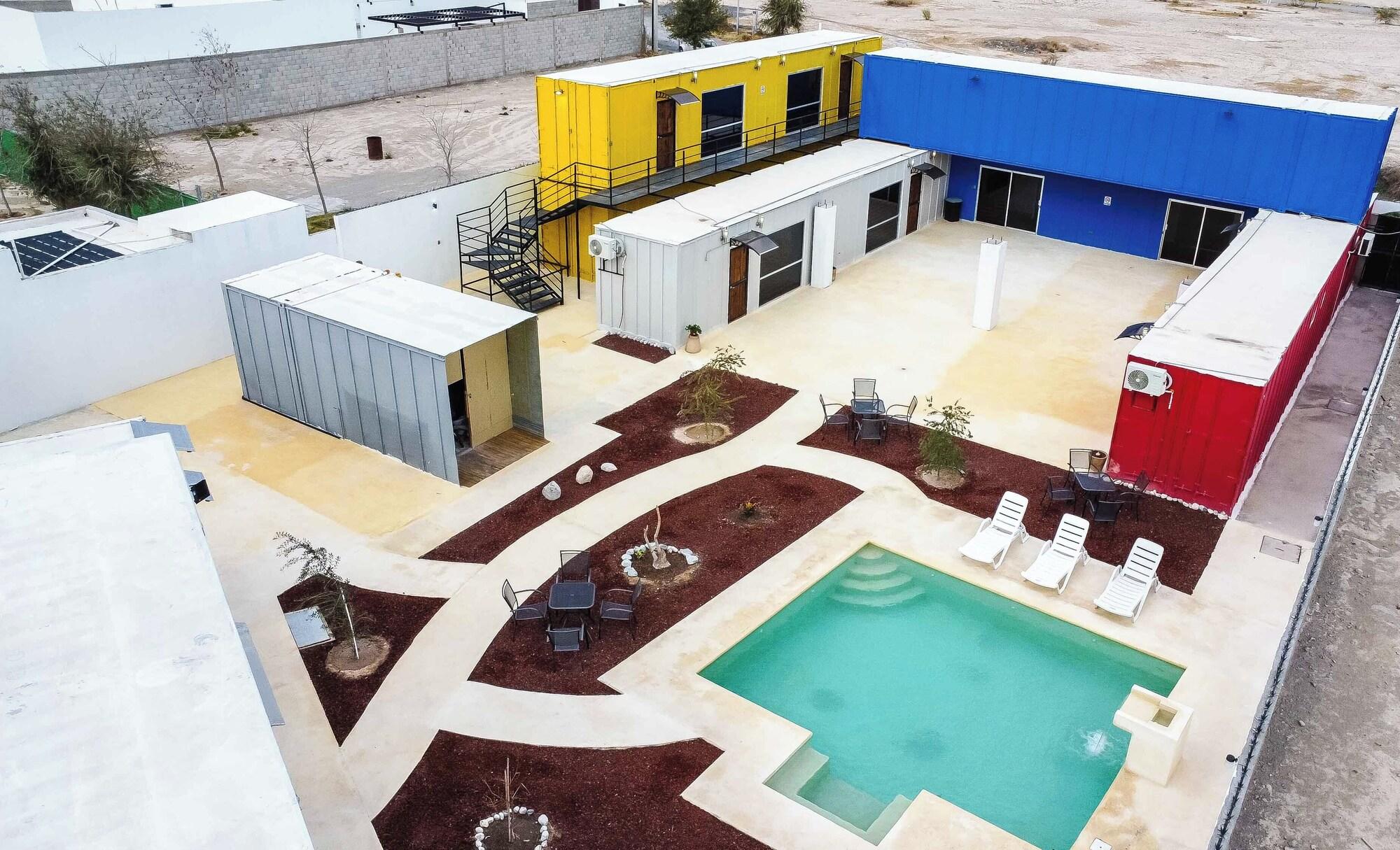 Vista Exterior Vagón Resort