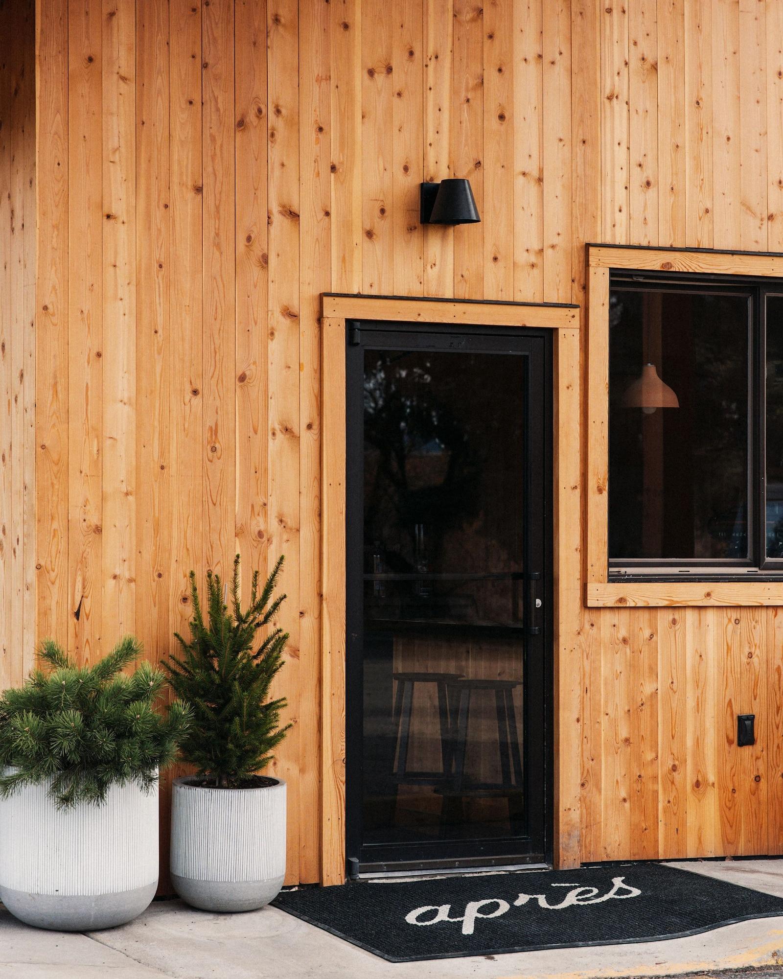 Vista Exterior Apres Whitefish