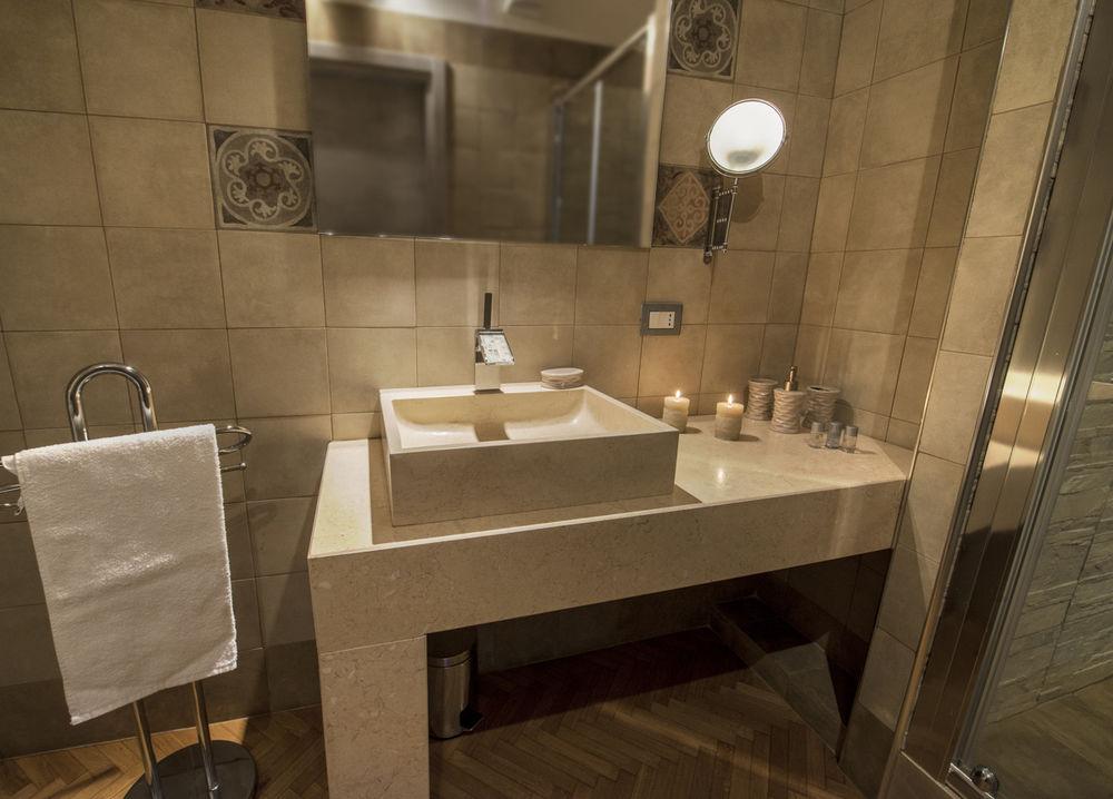 Set de Habitación Penthouse Station Luxury Suites & Apts