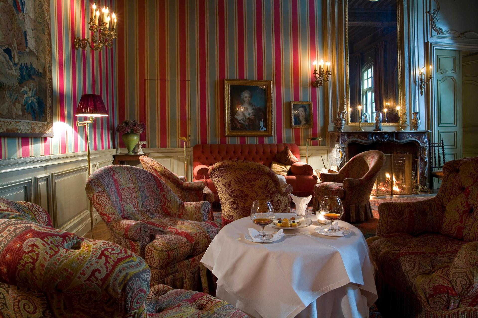 Bar/Salón La Mirande